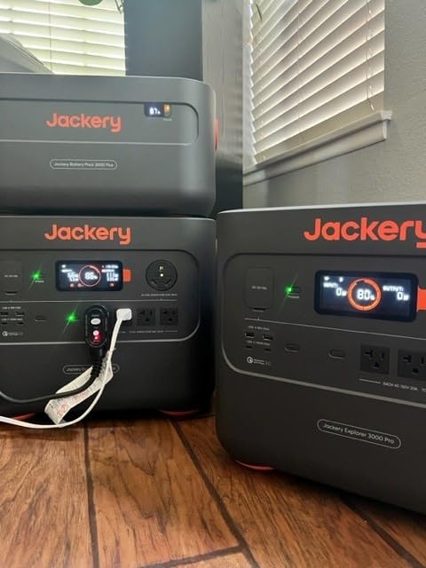 Jackery Explorer 2000 Plus Portable Power Station, 2042Wh, 3000W AC Output, LiFePO4 Battery, Expandable to 24kWh, UPS Home Backup, Solar Generator for Emergency, Camping, RV customer photo 2
