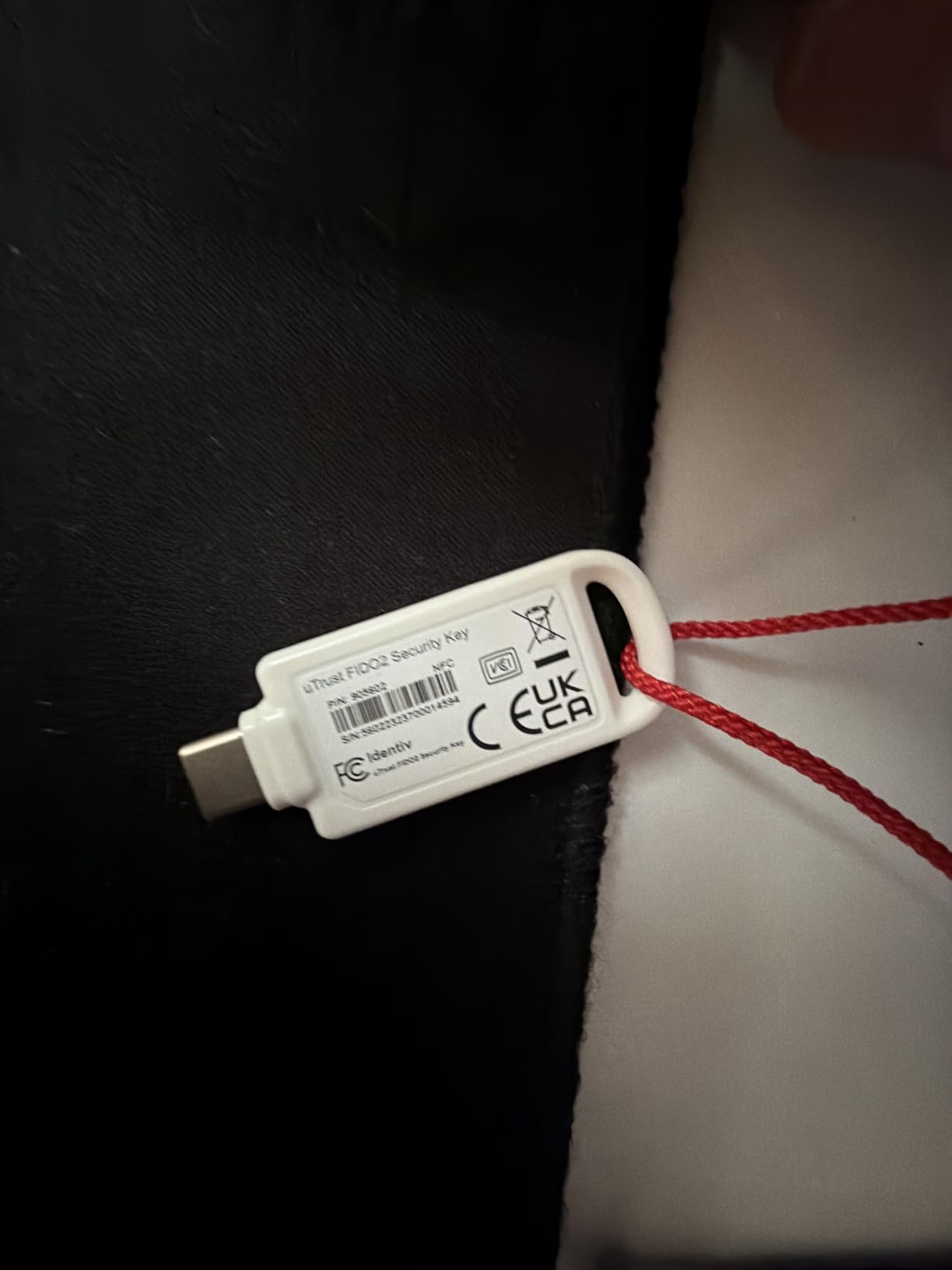 Identiv uTrust FIDO2 NFC Security Key USB-C (FIDO2, U2F, WebAuthn) customer photo 1