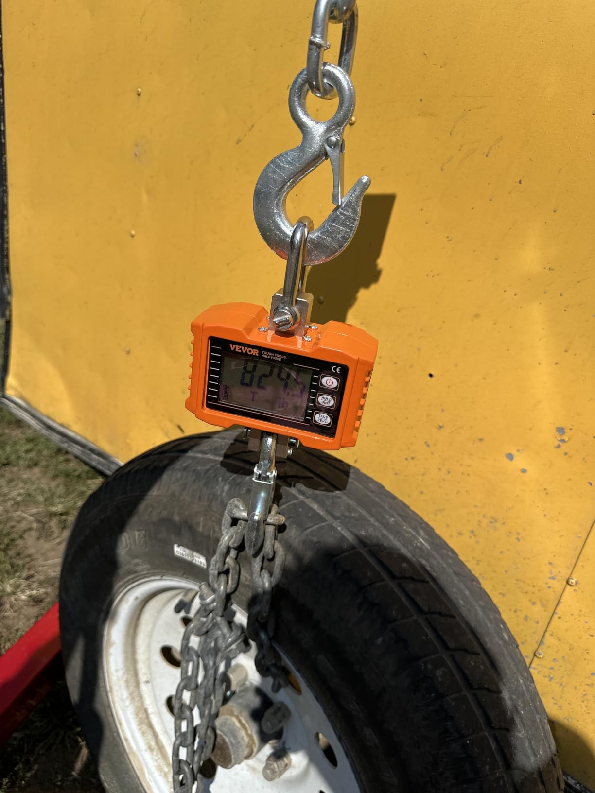 TUFFIOM 2 Ton Folding Hydraulic Engine Crane with Telescopic Boom and Outriggers and Hook, 4400 lbs Engine Hoist Workshop Crane Lifting Cherry Picker, Heavy Duty Steel, Red customer photo 1