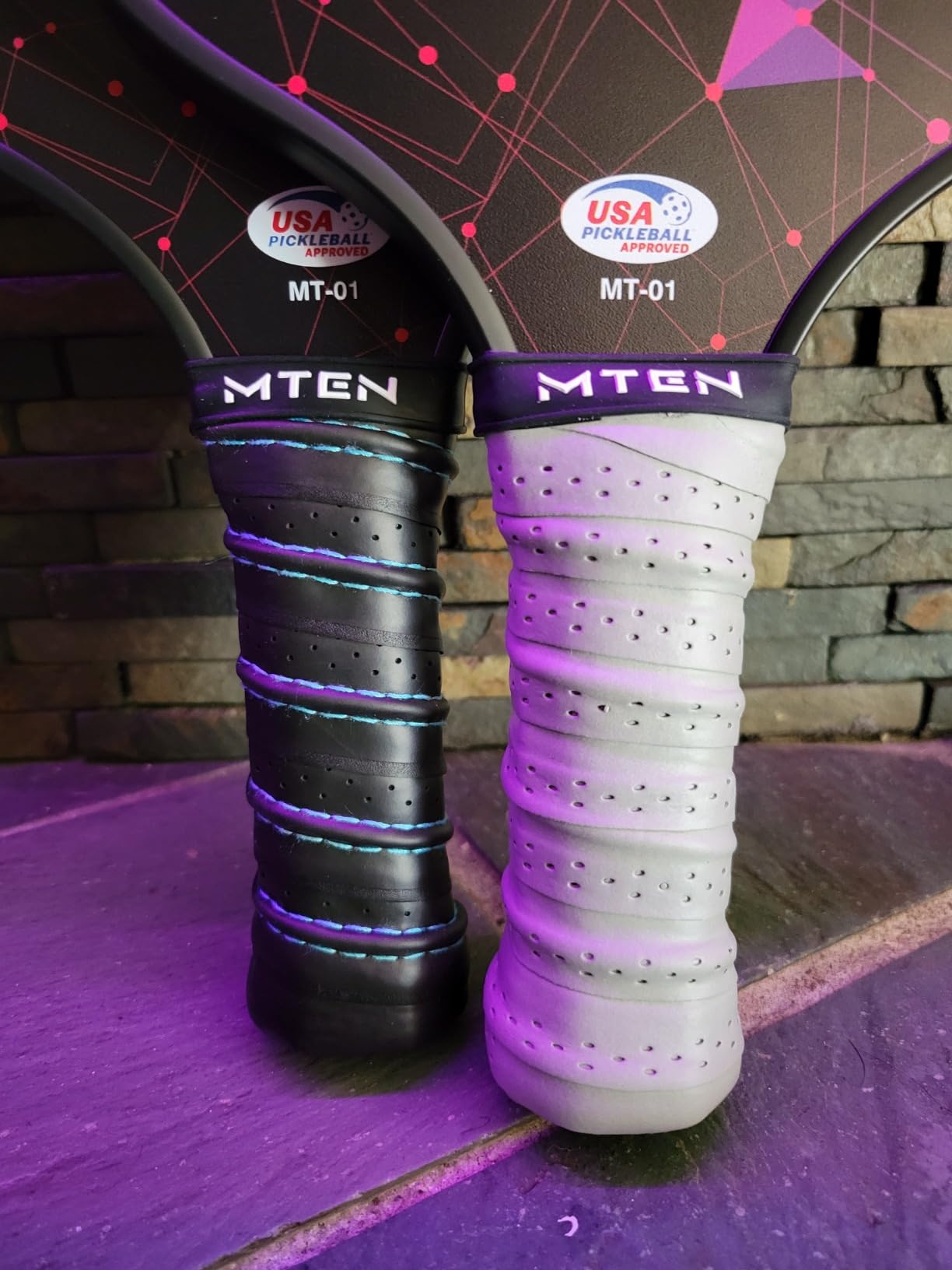 MTEN Pickleball Paddles Set of 2/4/1, USAPA Approved Fiberglass Rackets | Lightweight Set for Men, Women, Beginners & Intermediate customer photo 1