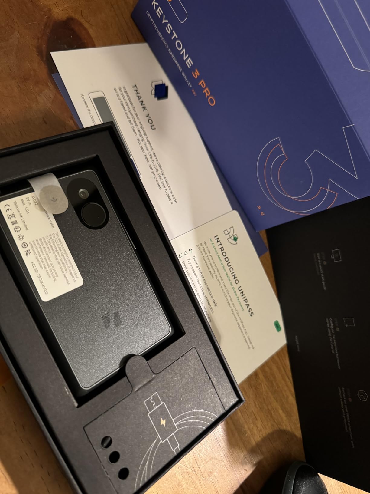 Keystone - Cryptocurrency Hardware Wallet Air-gapped, 4-inch Touch Screen, Store Your Crypto Securely (Keystone 3 Pro) customer photo 2
