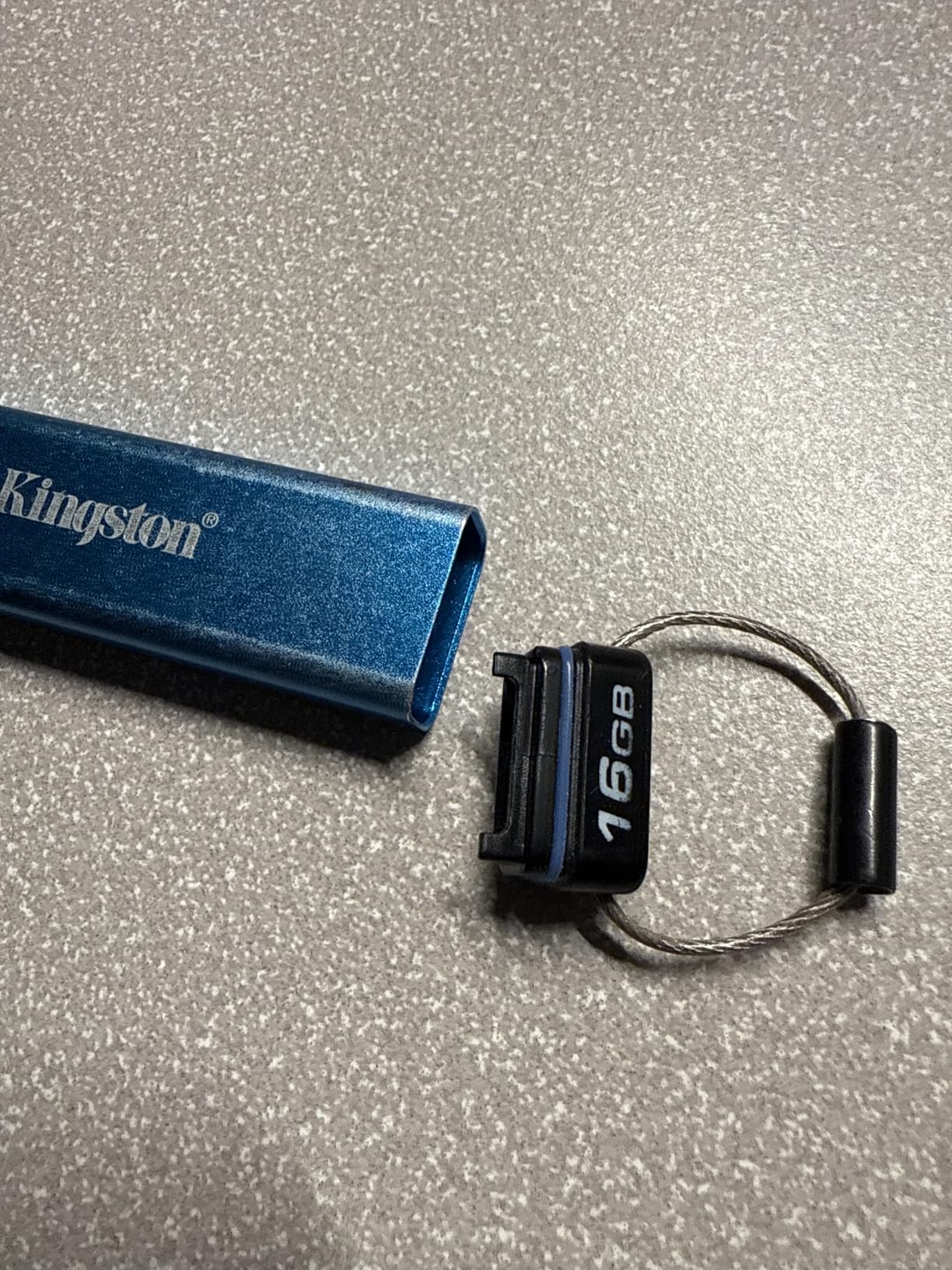 Kingston Ironkey Keypad 200 USB-C 16GB Encrypted Flash Drive | FIPS 140-3 Level 3 | XTS-AES 256-bit | BadUSB and Brute Force Protection customer photo 2