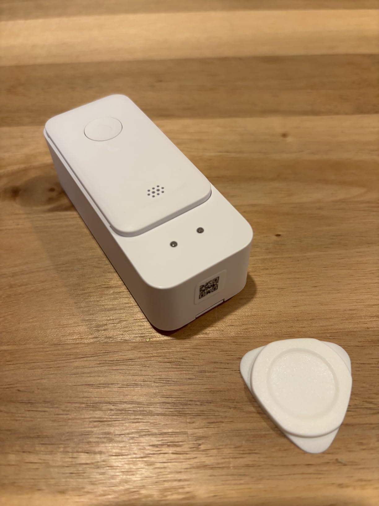 SwitchBot WiFi Water Sensor, Smart Water Leak Detector, 100dB Adjustable Alerts & App Alerts, IP67 Waterproof, Wireless Detector for Kitchen, Bathroom, Basement, No Hub Required customer photo 2
