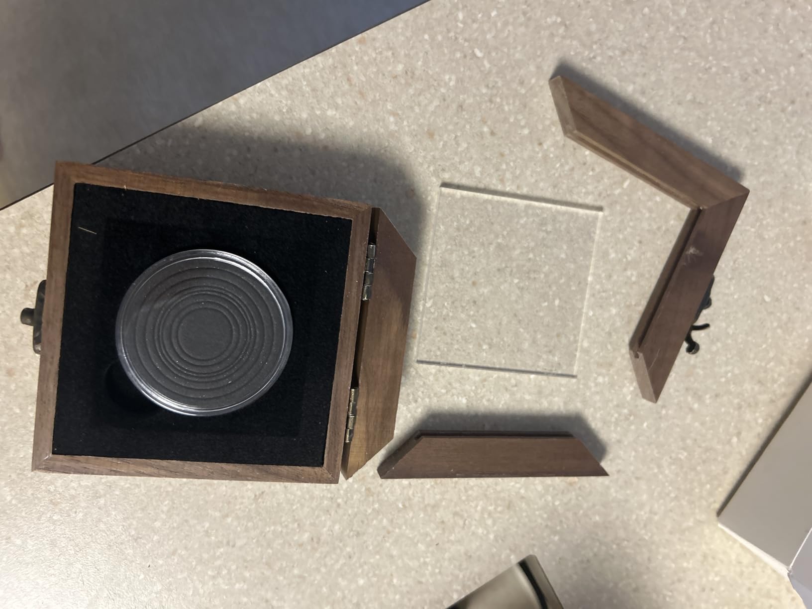Single Walnut Wood Challenge Coin Presentation Display Gift Box Storage Case with Hinge/Clear Top and Plastic Coin Capsules customer photo 2