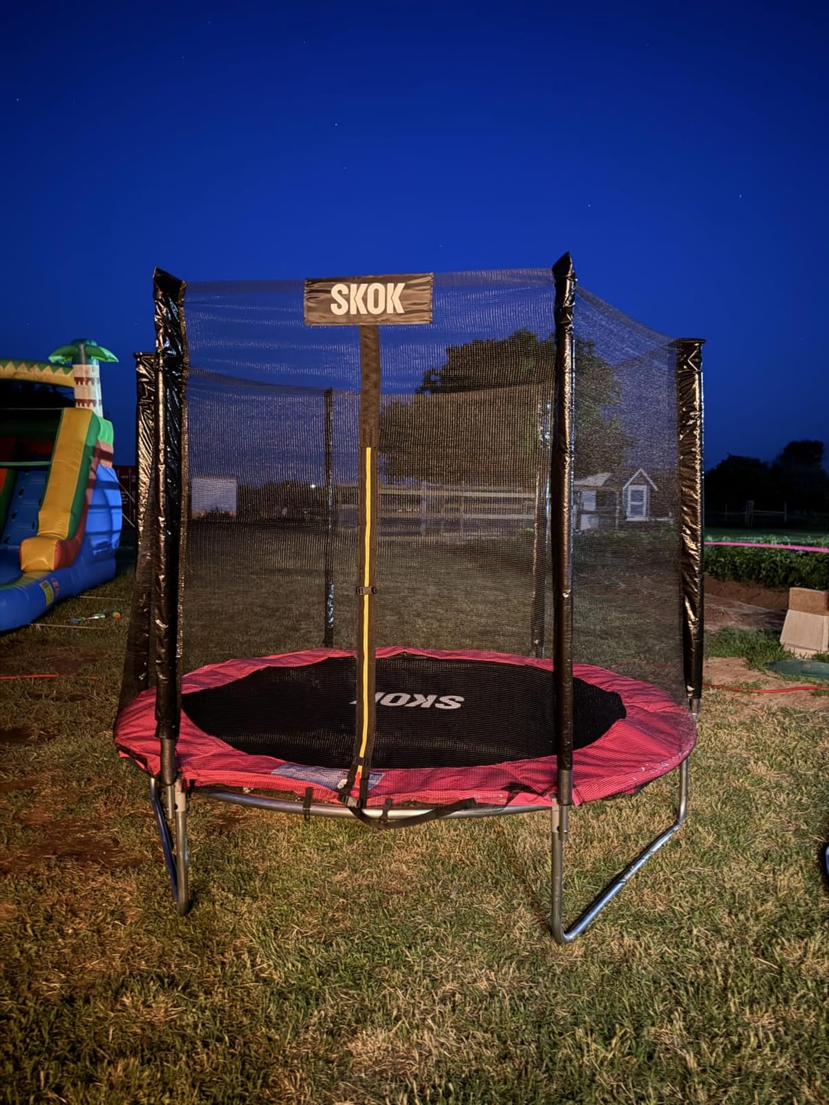 Trampoline for Kids,400LBS Outdoor Trampoline with Net-ASTM Approved Trampoline for Children and Adults customer photo 2