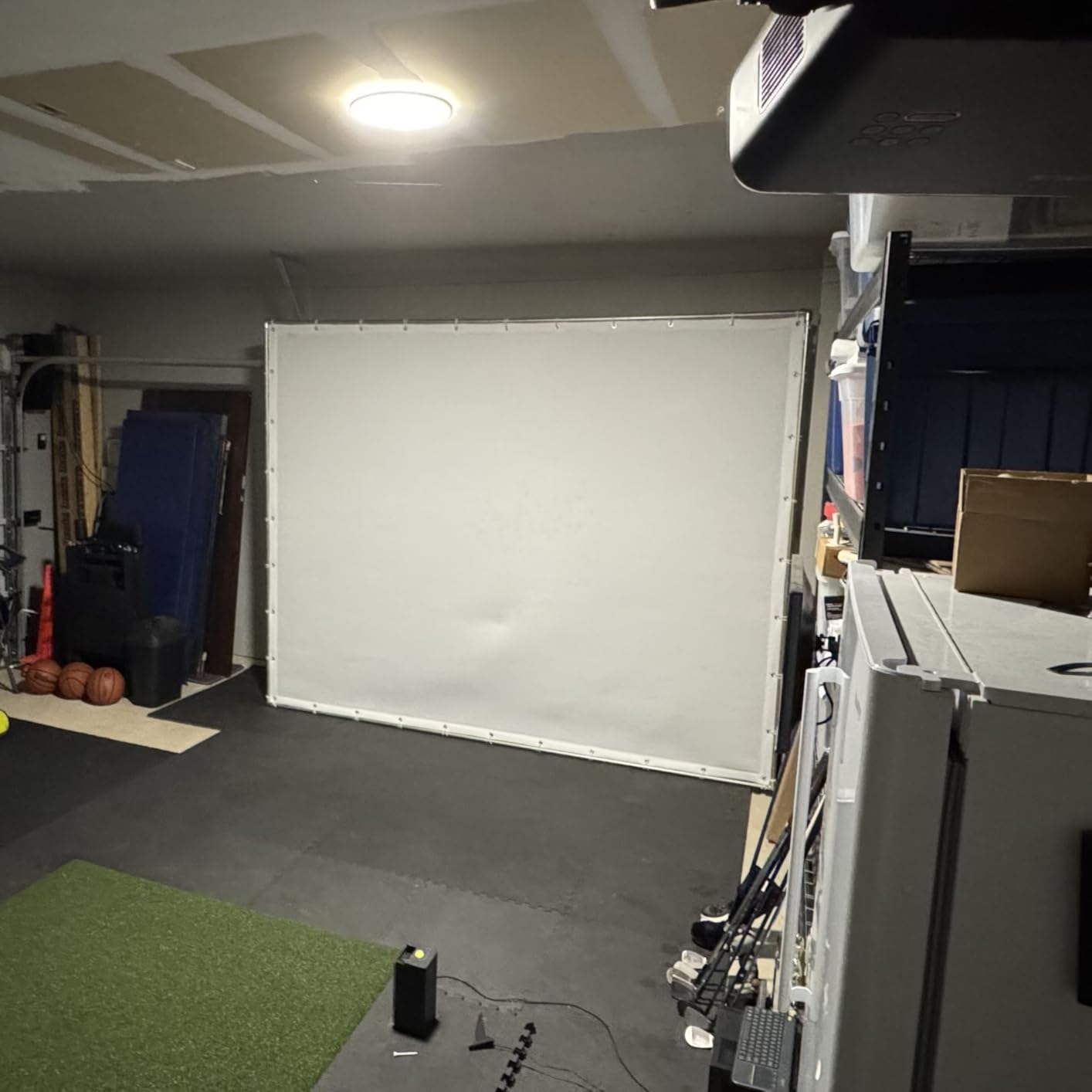 Golf Simulator Impact Screen, Premium Triple Layer Launch Monitor Projector Screen with HD Visuals, Hitting Screen with Grommets & Bungee Cords customer photo 2