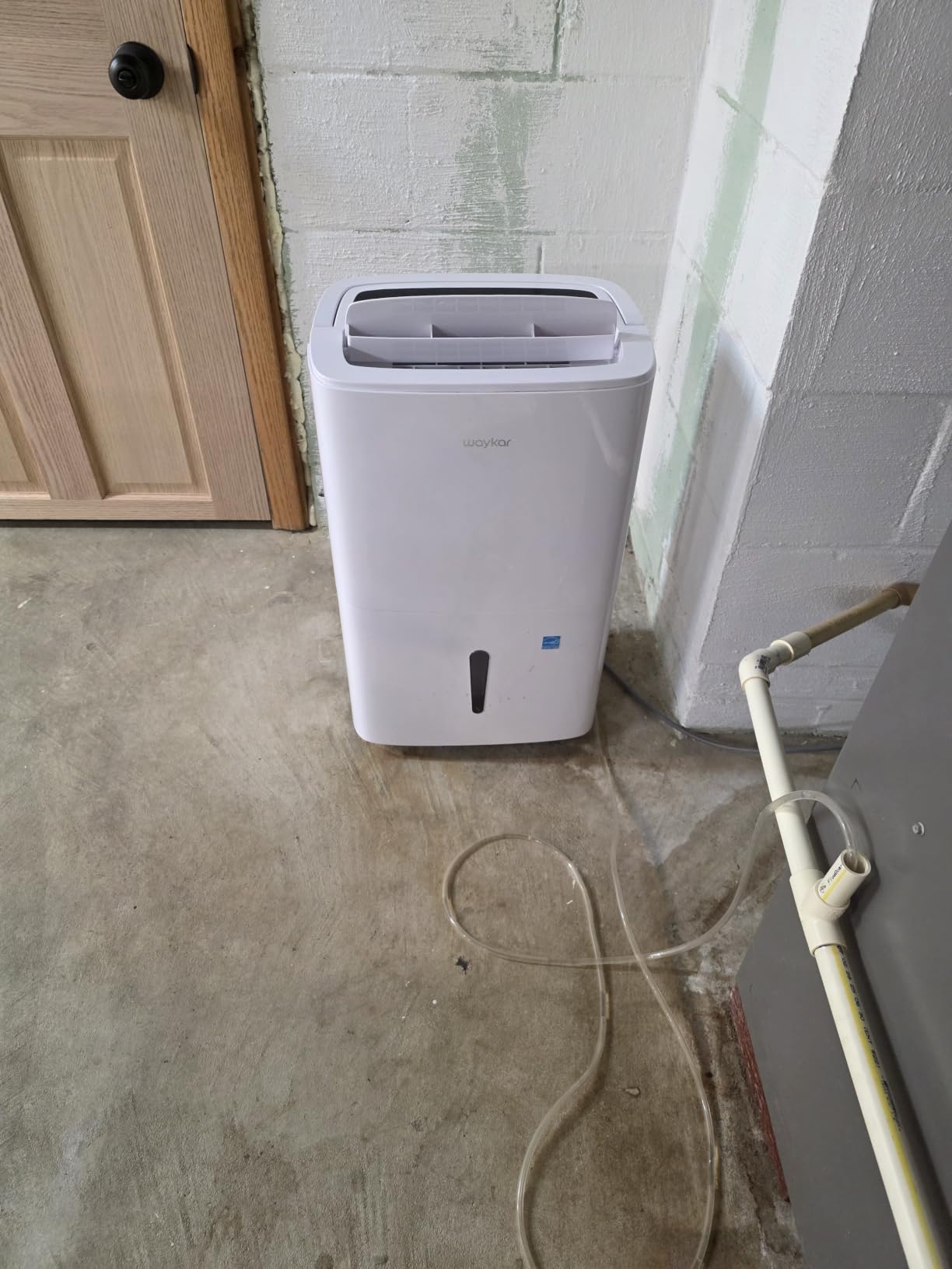 Waykar 150 Pints 2025 Energy Star Dehumidifier with Pump for Spaces up to 7,000 Sq. Ft. at Commercial and Industrial Large Room, Warehouse, Home, Basement, with Drain Hose, Auto Defrost, Self-Drying customer photo 2