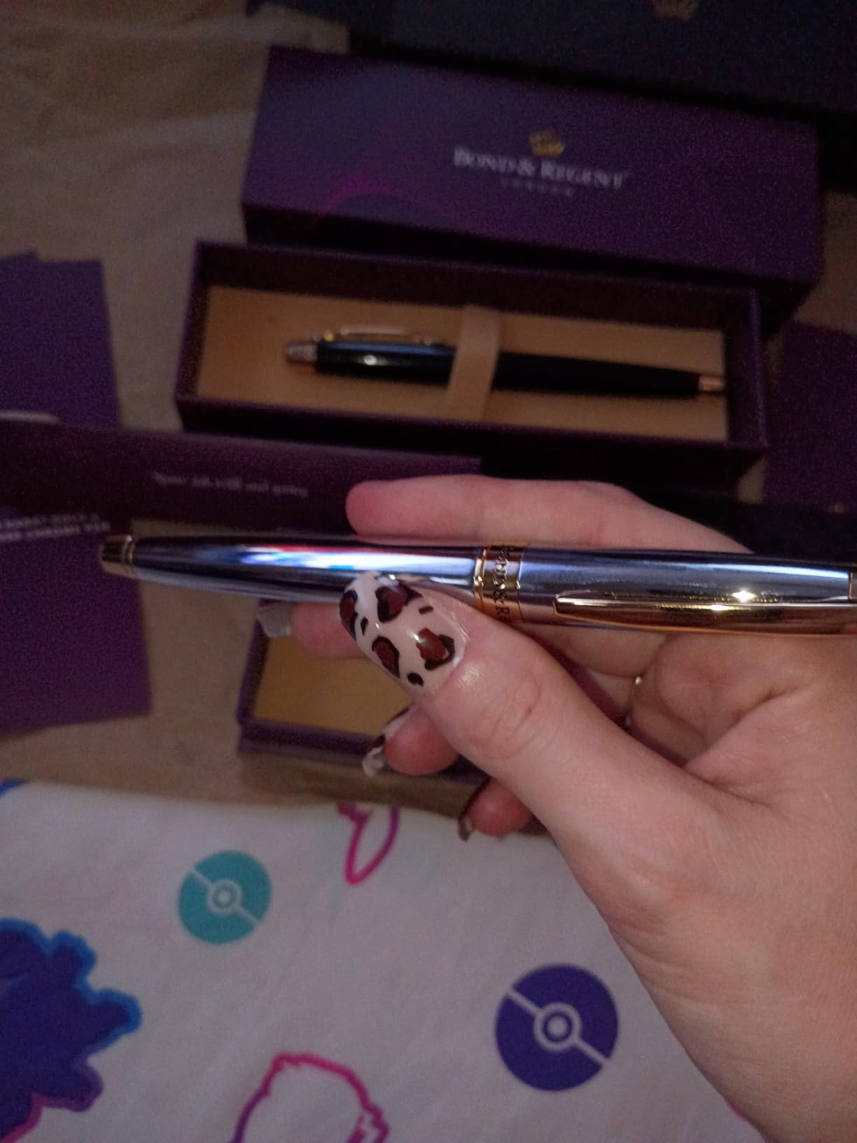 Bond & Regent 24 Karat Gold Luxury Rollerball Pen - Fancy Executive Professional Writing Gift Set for Men & Women, Nice Pens, Gloss Black customer photo 2