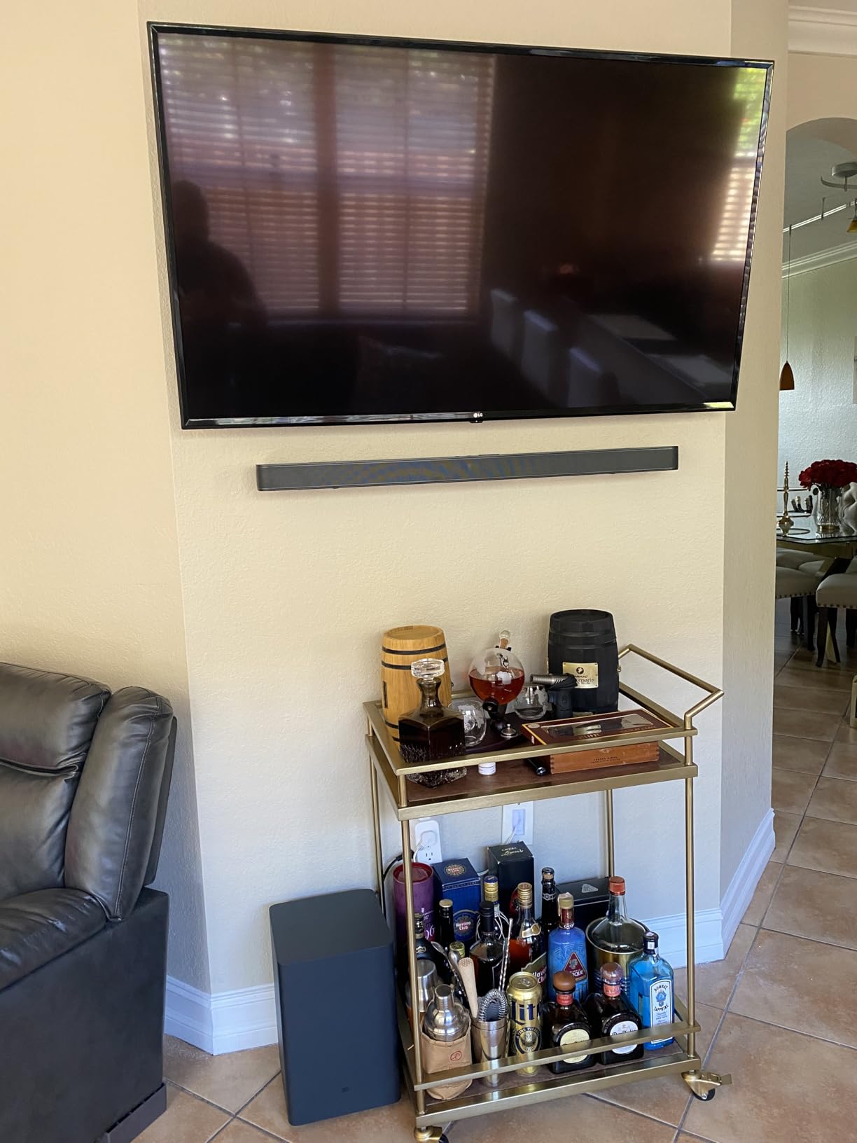JBL BAR21DBMK2 Bar 2.1 Deep Bass MK2 Soundbar with 6.5 inch Wireless Subwoofer customer photo 2