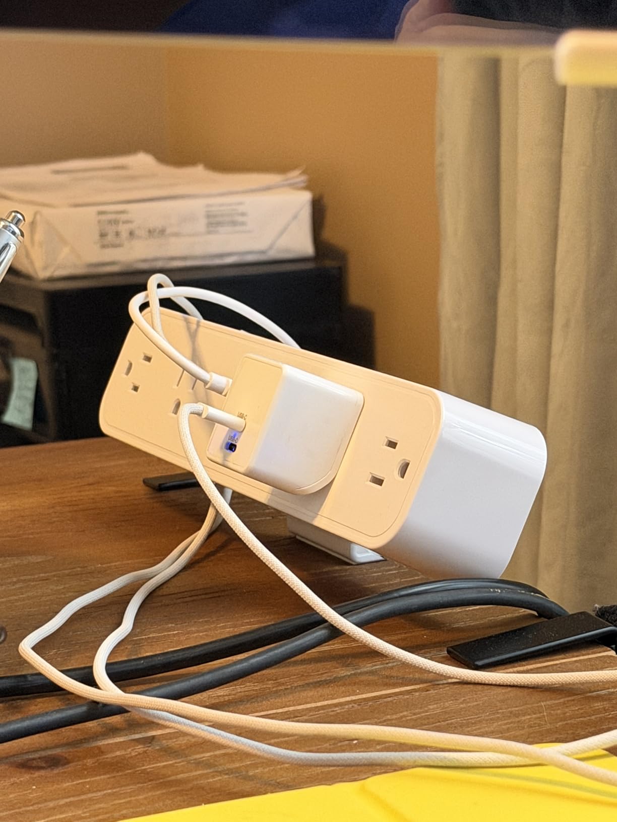 Mifaso PD30W Desk Clamp Power Strip, Surge Protector, Fast Charging Station | 4 Outlets, 4 USB (2 USB C), 5FT Extension Cord, Desk Organizer Gaming Accessories Office Essentials, Fits 1.96