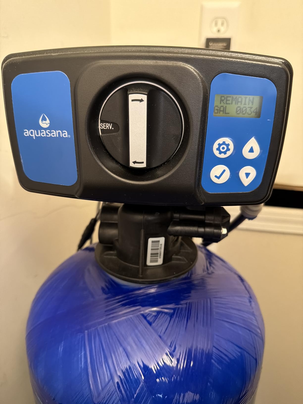 Aquasana SimplySoft Whole House Water Softener | 40K Grain | WH-SF40-BASE | Hard Water Reduction | 15.5 GPM | Metered Regeneration | Salt-Saving Efficiency | 5/10-Year Warranty customer photo 1