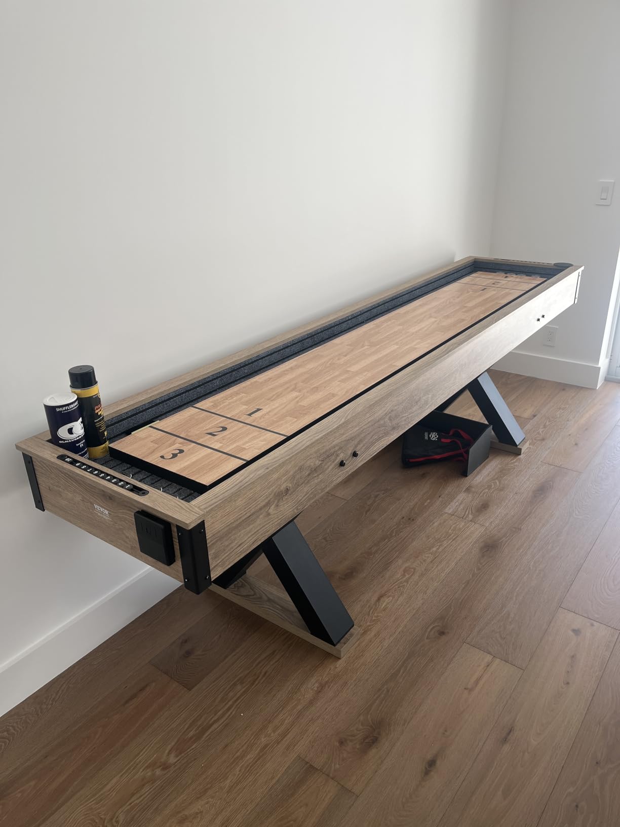 VEVOR Shuffleboard Table for Family Game Room, Shuffle Board with Scratch-Resistant Playfield, Legs, 8 Pucks, Wax, Brush, for Smooth Fast Puck Action customer photo 1