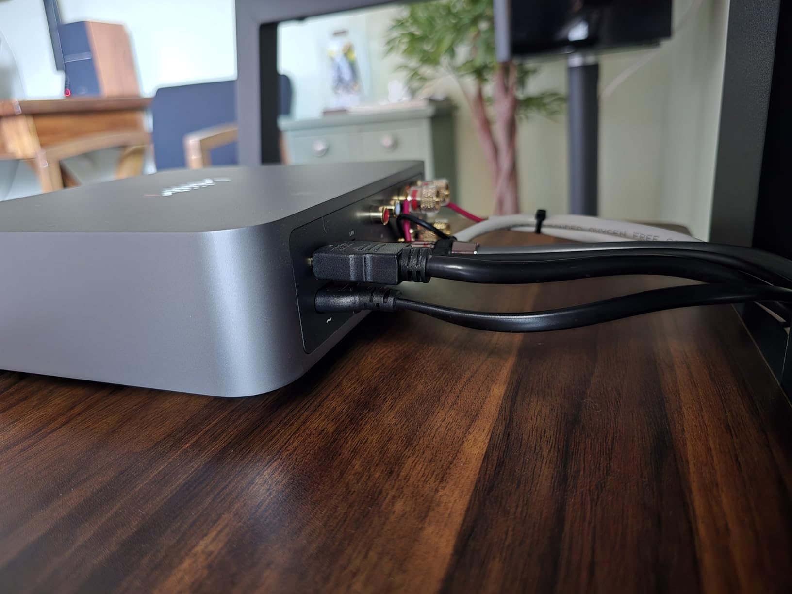 WiiM Amp Pro: Multiroom Streaming Amplifier | Compatible with Google Cast, Alexa | HDMI, Voice Control | Stream from Spotify, Amazon Music, Tidal & More - Dark Gray customer photo 2