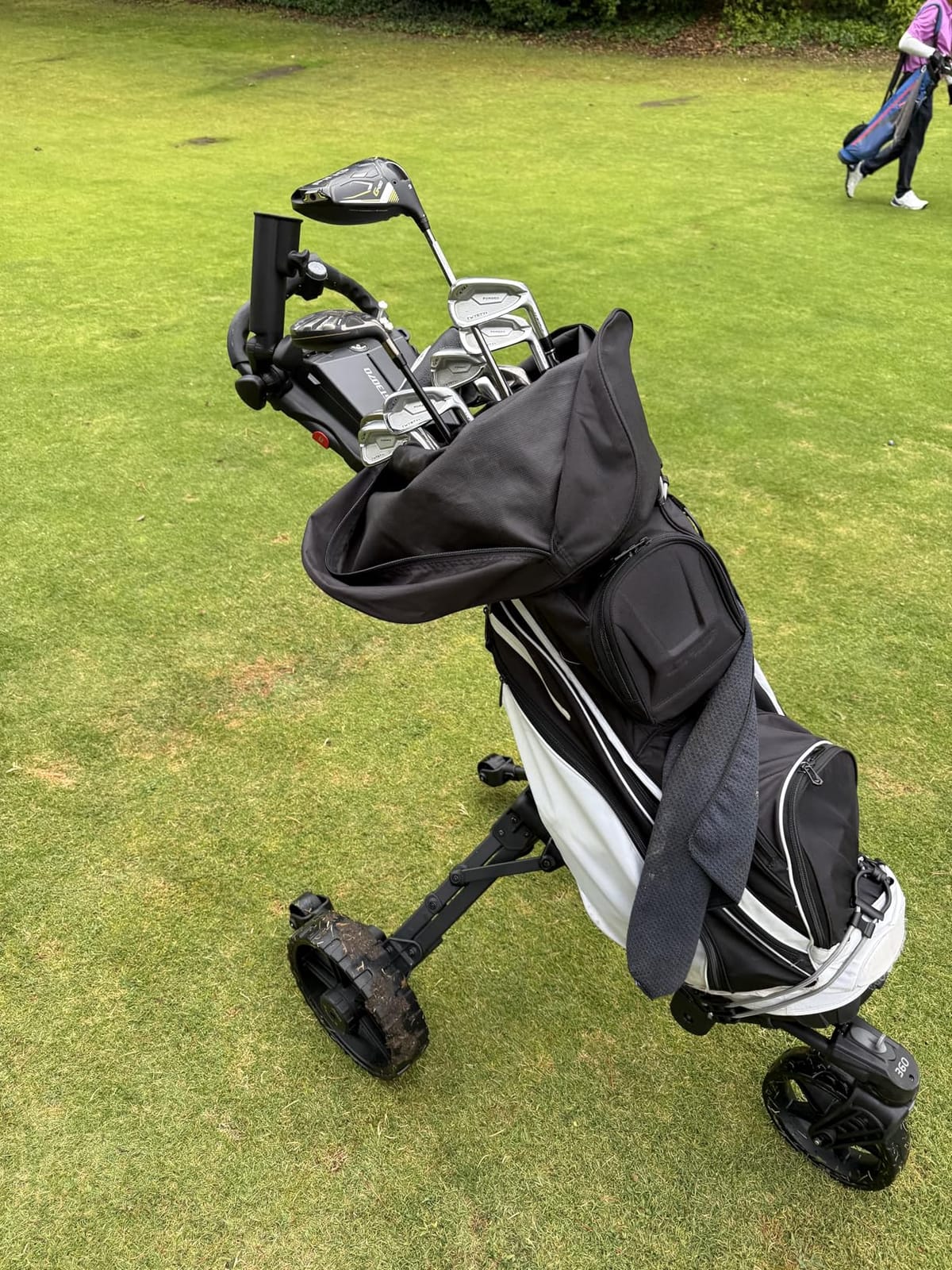 KVV Electric Golf Push Cart with Remote Control, Super Compact and Lightweight Electric Golf Cart, Smallest Folding Size Electric Golf Cart, Suitable for All Terrains, (Charcoal) customer photo 2