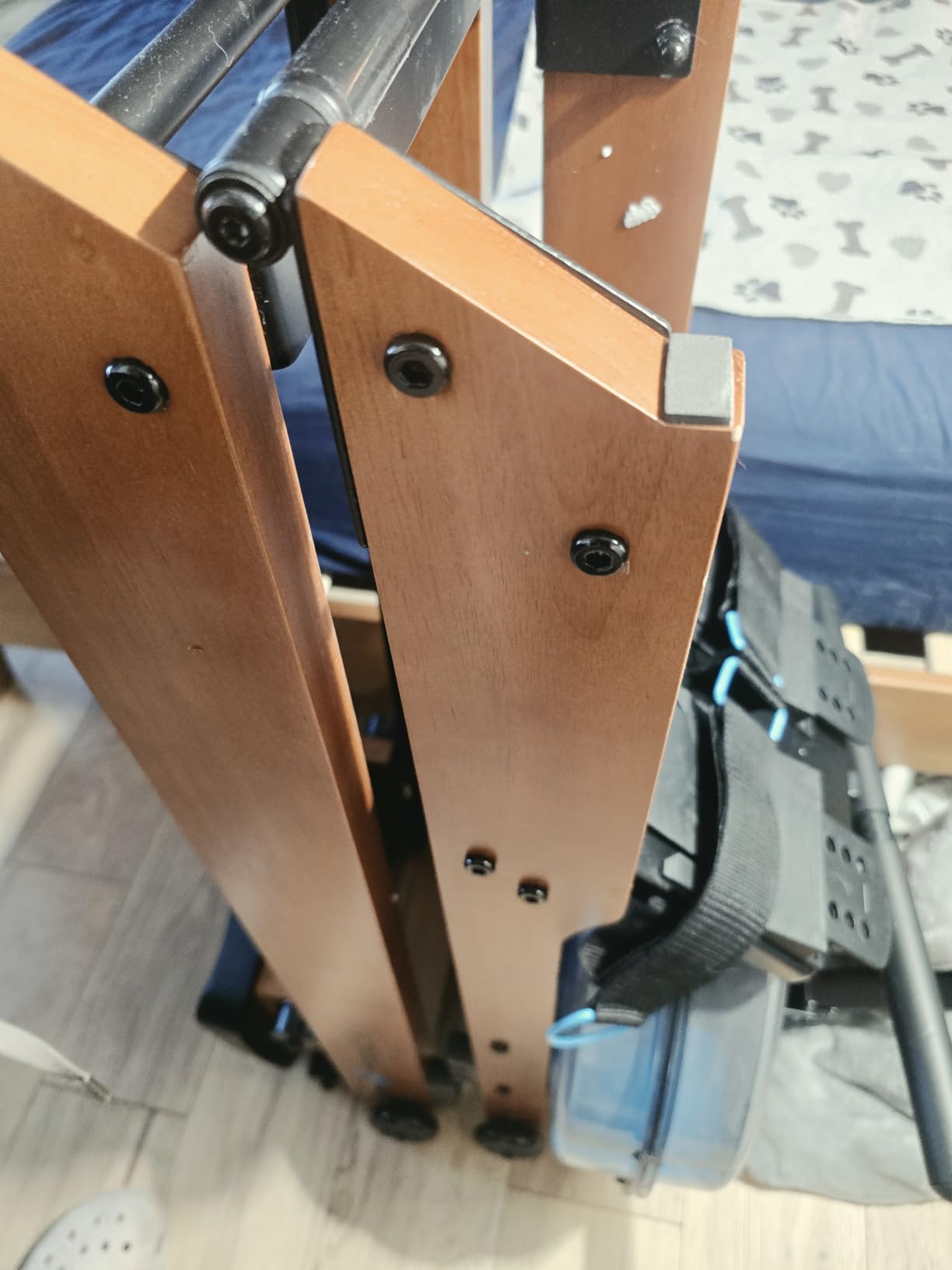 MERACH Water Rowing Machines for Home, Foldable Row Machine with 400LBS Weight Capacity, Dedicated Monitor and Comfortable Seat, Free MERACH App for Immersive Water Rower customer photo 2