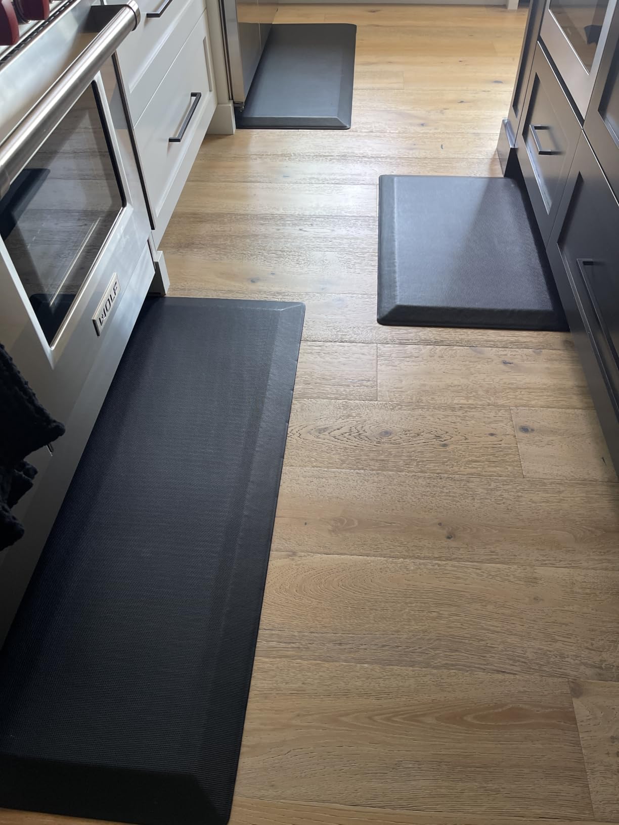 Tyrot Extra Thick Anti Fatigue Mat for Kitchen Floor, 20x32, Black customer photo 2