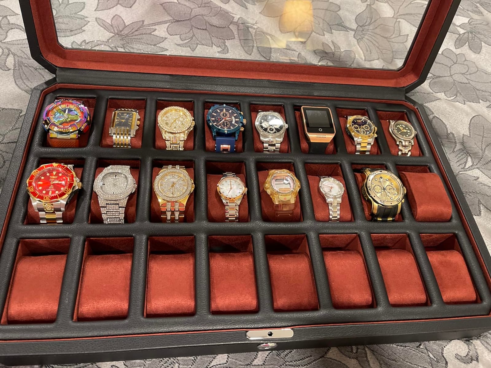 ROTHWELL 24 Slot Watch Case with Lock - Luxury Watch Box to Display and Organize Your Collection | Real Glass Top | Premium Storage for Collectors (Carbon) customer photo 1