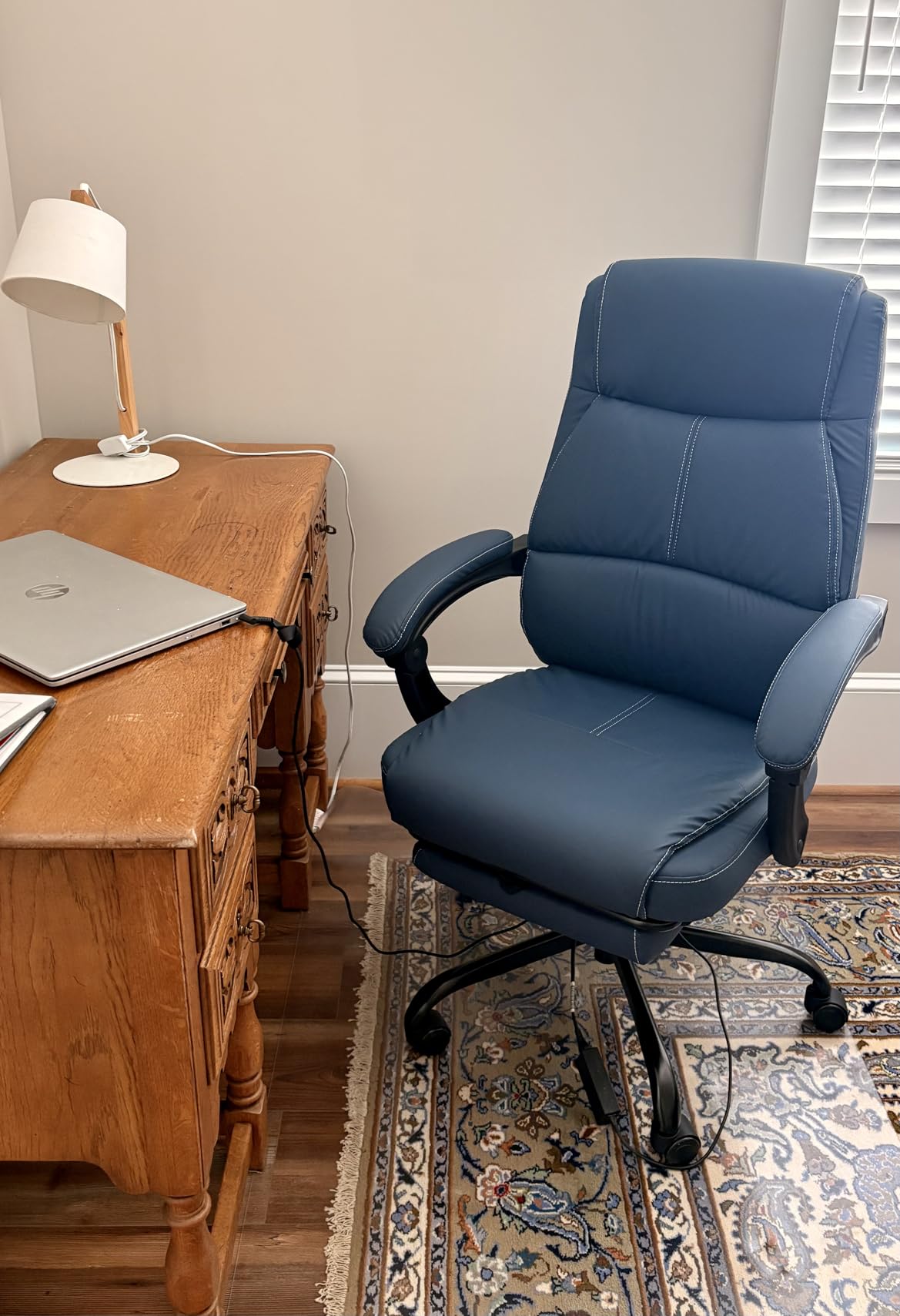 Misolant Big and Tall Office Chair with Footrest, High Back Desk Chair with Linkage Armrest, 90-155° Recline Executive Computer Chairs with Adjustable Height for Home customer photo 2