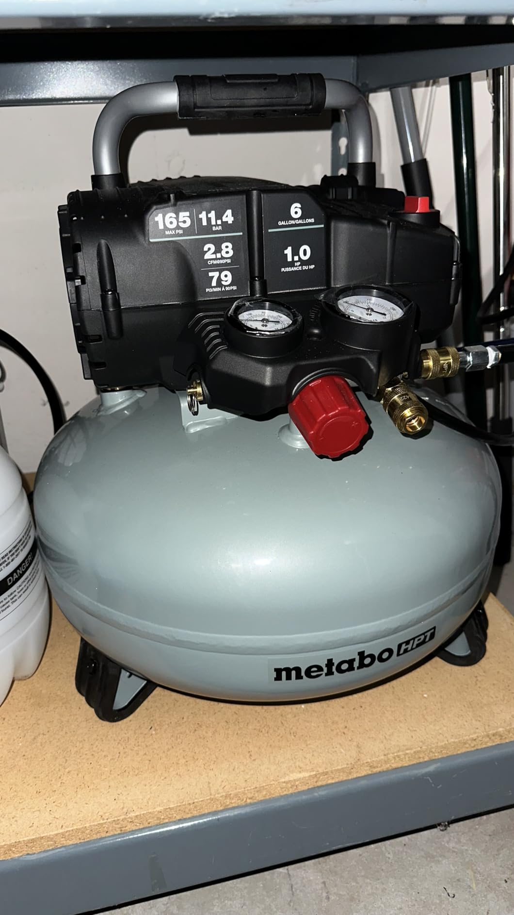 Metabo HPT Pancake Air Compressor, 6-Gallon 165PSI, EC711S customer photo 1
