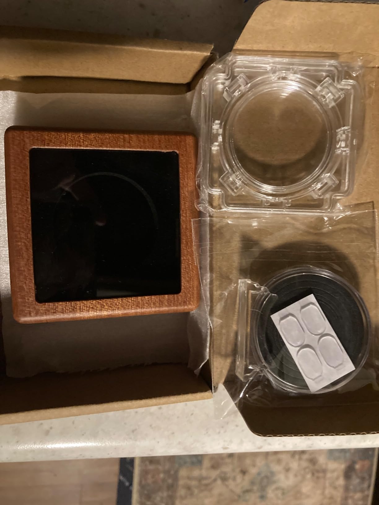 Challenge Coin Display Case Wood Coin Display Box Single Coin Display Holder 1.81
