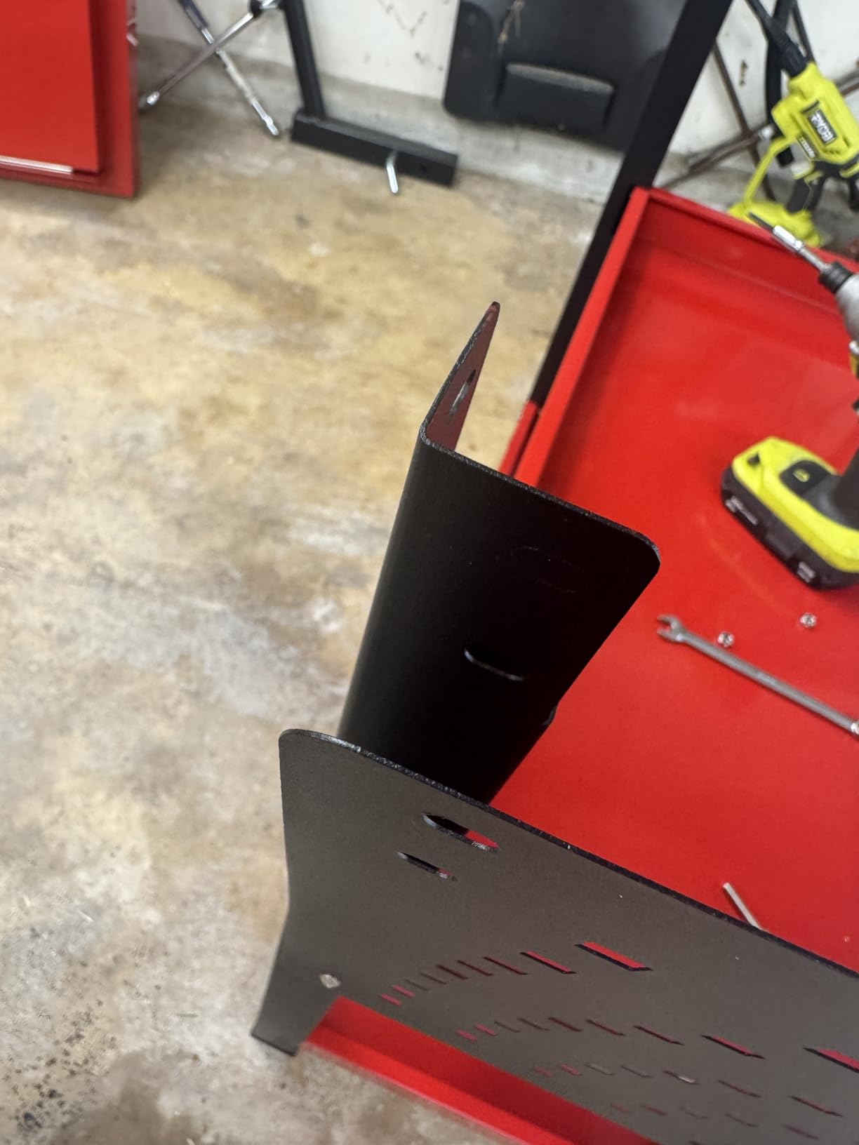 3-Tier Heavy Duty Metal Rolling Tool Cart with Drawers, Red Black | 660 Lbs Capacity, Pegboards, Locking Casters, Industrial Utility, For Mechanics, Garage, Workshop & Warehouse Storage customer photo 1