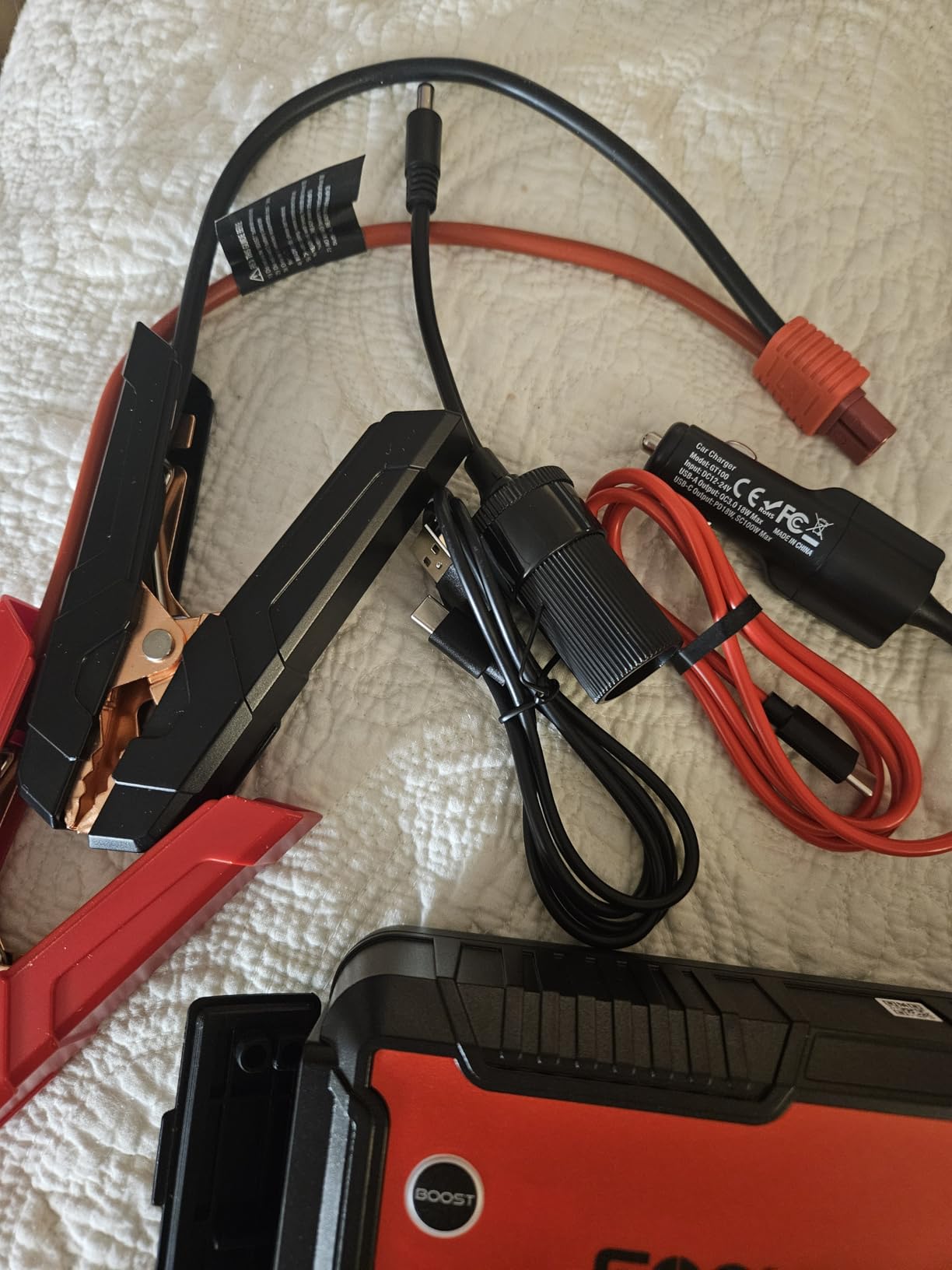 GOOLOO GT6000 Jump Starter 6000A 12V with 100W Bi-Directional Fast Charge customer photo 1