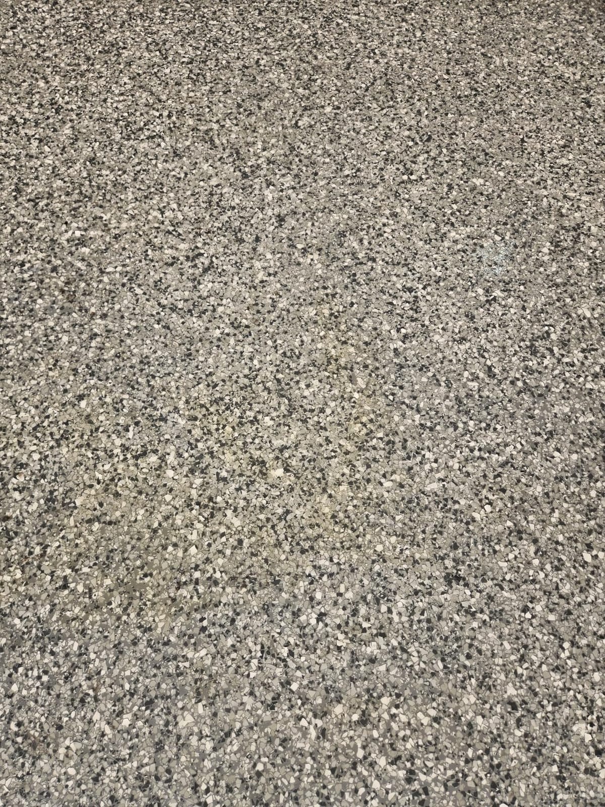 Epoxy Resin Coating 3 Gallon Kit - Light Gray - Standard Cure Speed - for Floors, Counter Tops, Garages & More -100% Solids -2 Components - Self Leveling, Chemical Resistant, Solvent-Free customer photo 1