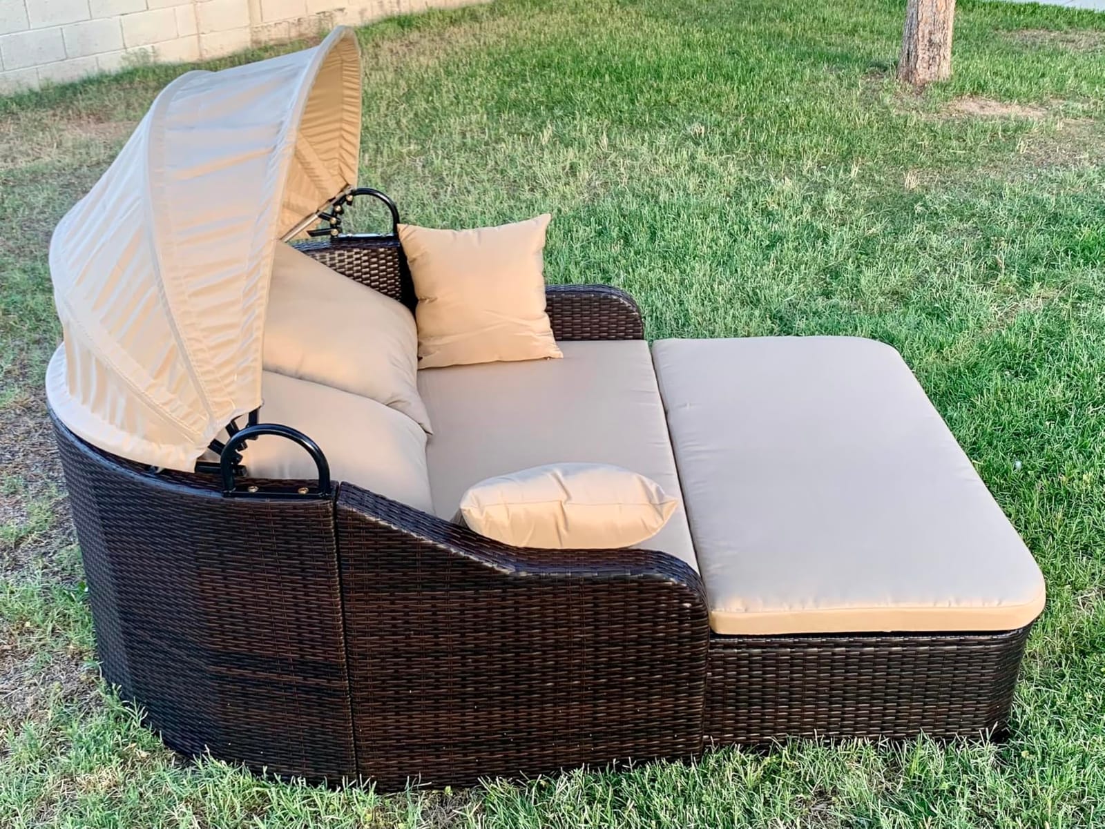 Moccha Outdoor Daybed with Retractable Canopy - PE Rattan Double Chaise Lounge w/ Soft Cushions, Pillows, Ottoman, Outside Sunbed, Wicker Loveseat Sofa, Sectional Conversation Set, Patio Furniture Set customer photo 1