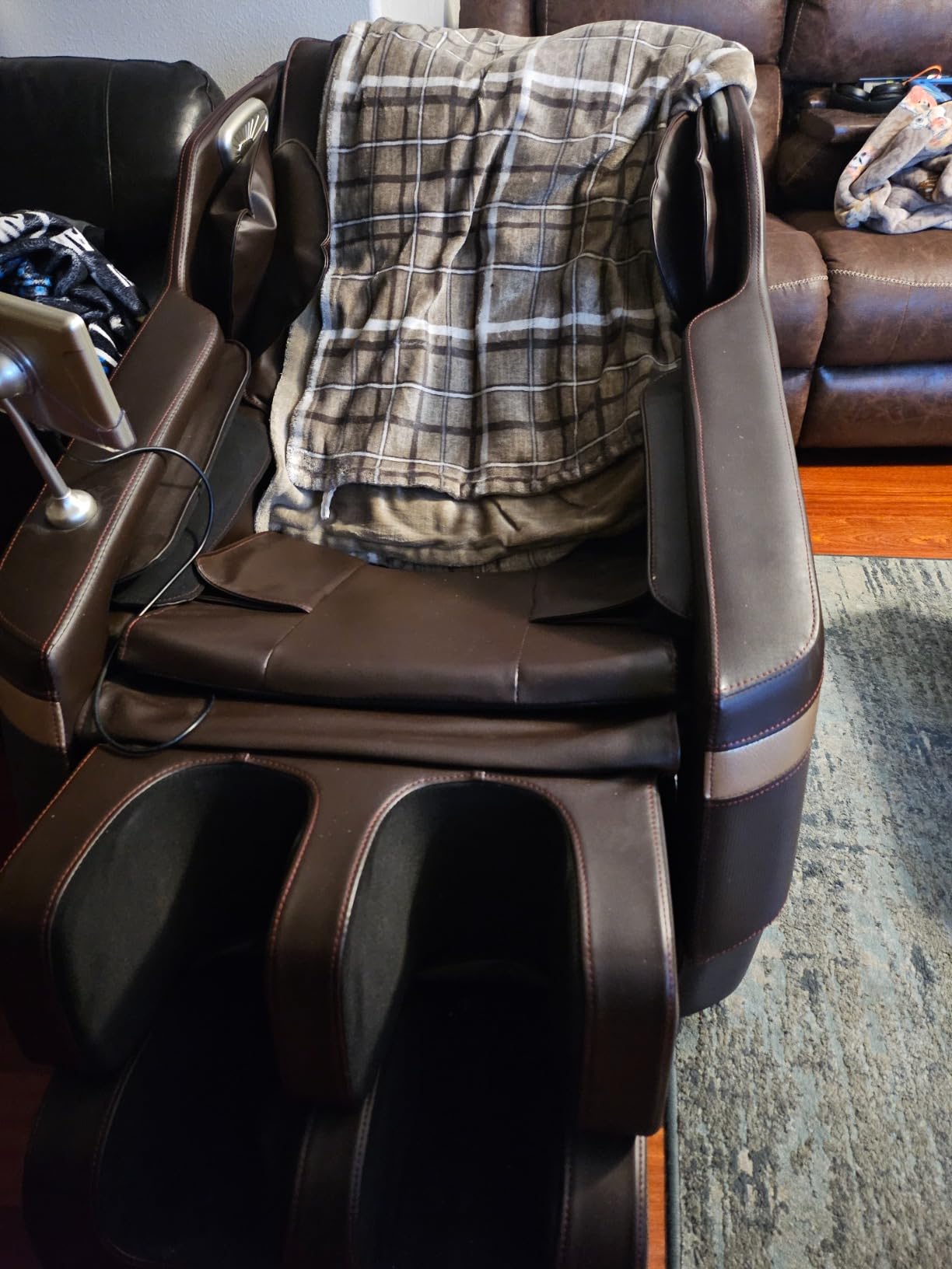 Real Relax Full Body Shiatsu Massage Chair for Home Relaxation | Zero Gravity Recline, Pre-Assembled, 6 Auto Modes, Foot Massage, Waist & Calf Heating, Bluetooth, Brown customer photo 2