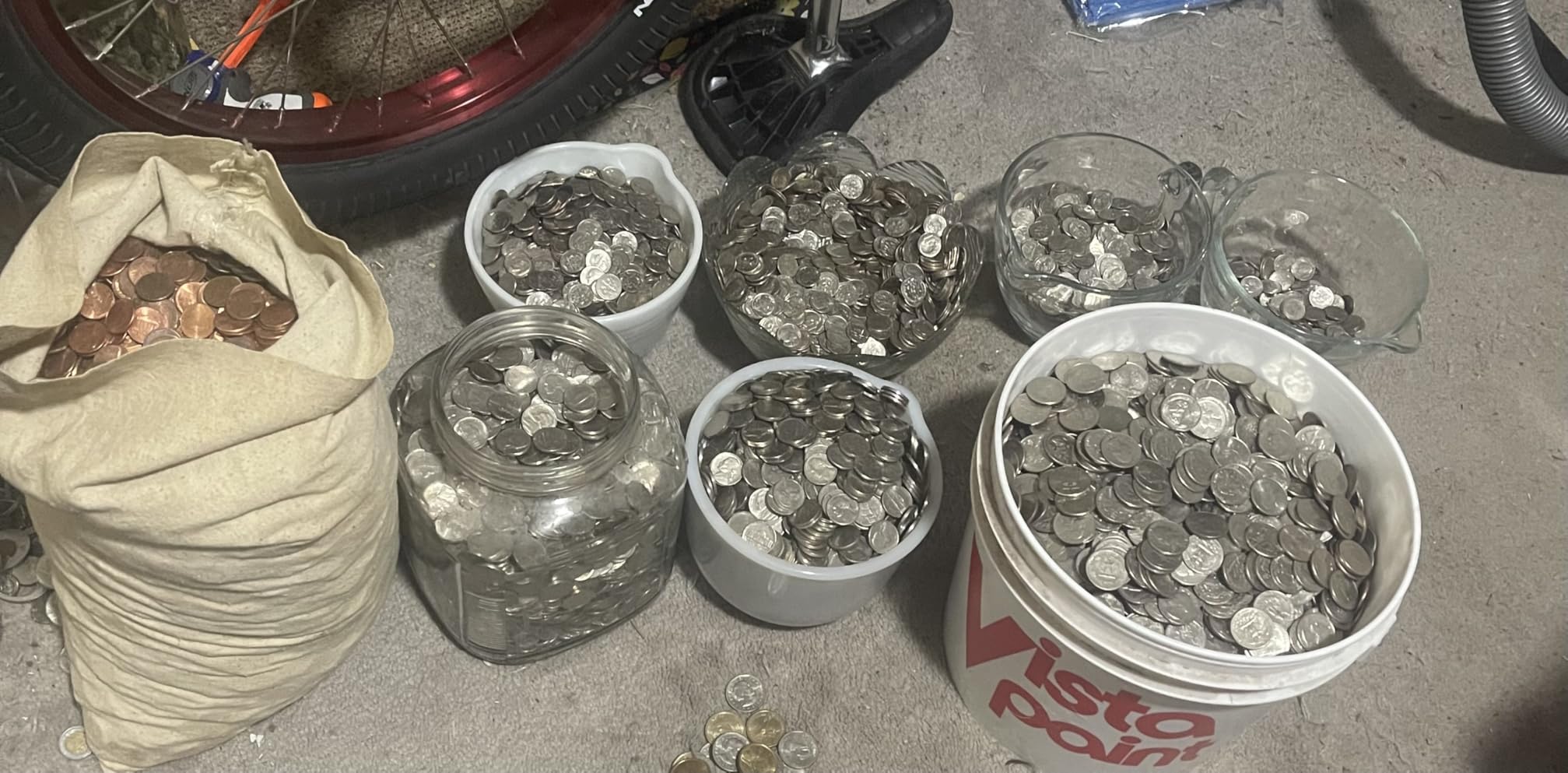 VEVOR Upgraded Coin Counter, Coin Sorter and Wrapper Machine with Handle, Intuitive Large Display, Change Counter for USD Coins 1¢ 5¢ 10¢ 25¢ $1, Sorts up to 300 Coins/Min, with 5 Coin Tubes & 5 Trays customer photo 1