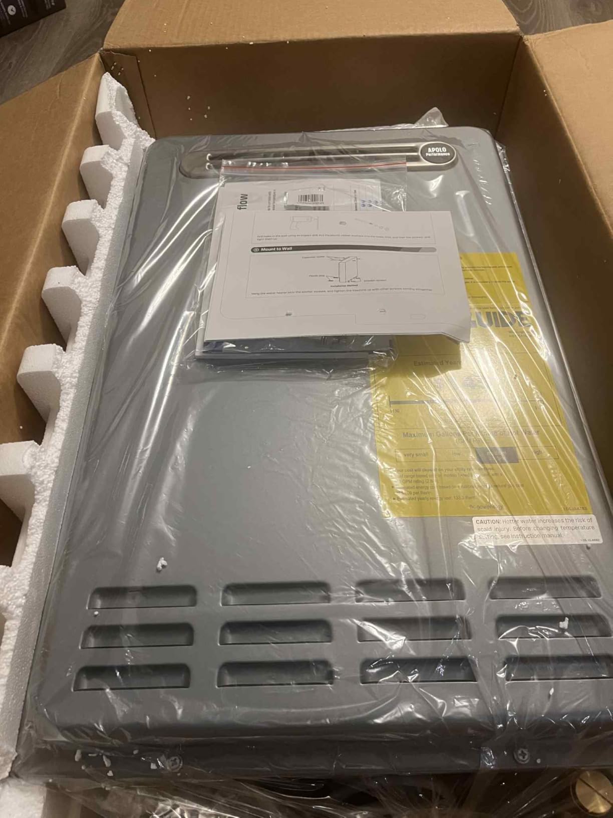 Westinghouse Smart Tankless Water Heater Gas Indoor, 7.9 GPM 180,000 BTU Whole Home Natural Gas Heater, WiFi App Control, ±1°F Temperature Stability, Non-Condensing for 3-5 Fixtures customer photo 2