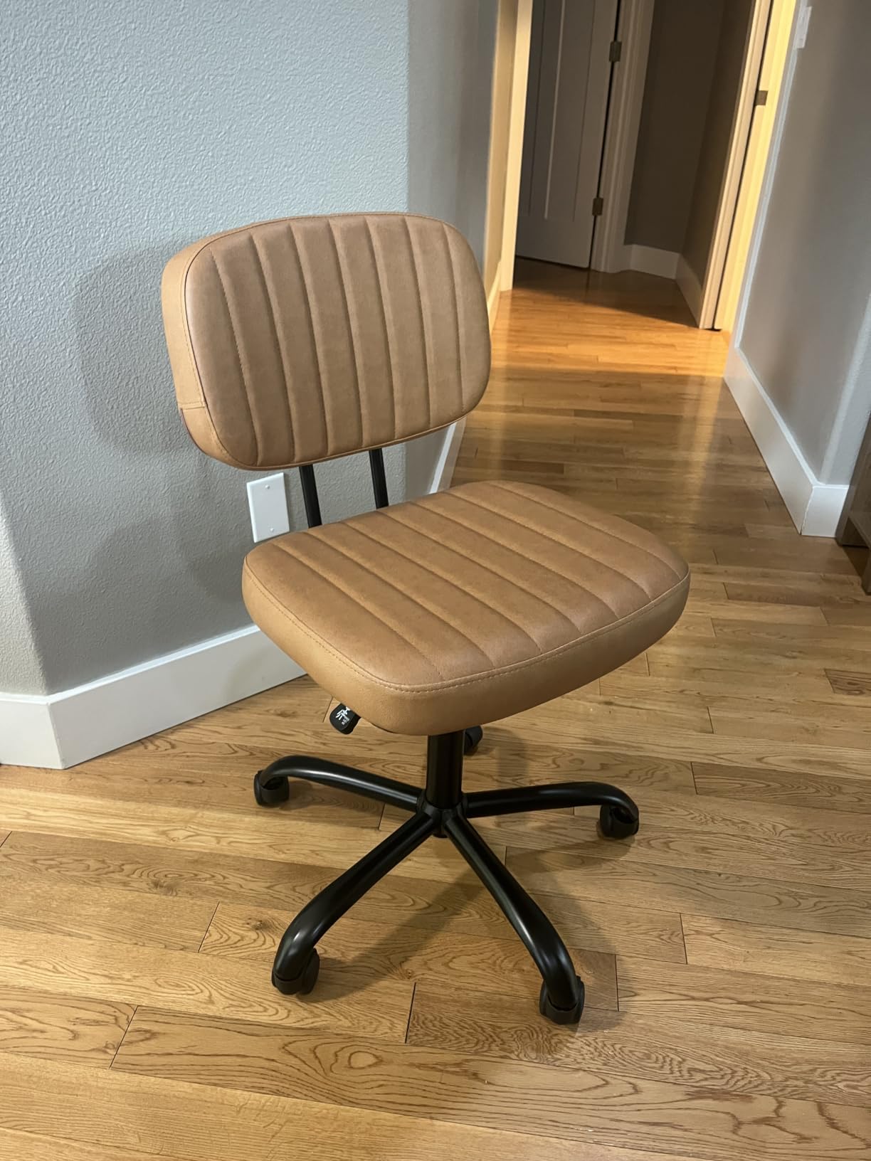 Sweetcrispy Small Office Desk Chair, Armless PU Leather with Comfy Lumbar Support, Height Adjustable Rolling Swivel Task for No Arms, for Adult, Student, Bedroom, Home, Vanity, Black customer photo 2
