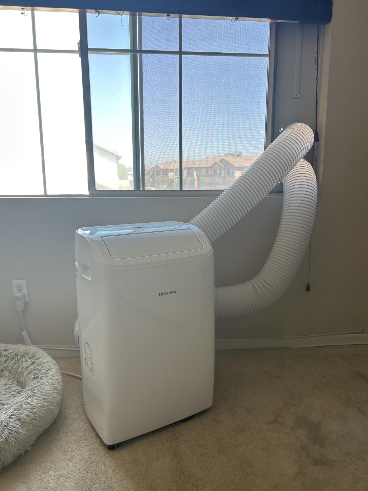 Hisense 8,000 BTU DOE/SACC (10,000 ASHRAE) Portable Air Conditioner Dual Hose & Inverter, 350 Sq Ft, Wi-Fi, ConnectLife App Google & Alexa customer photo 1