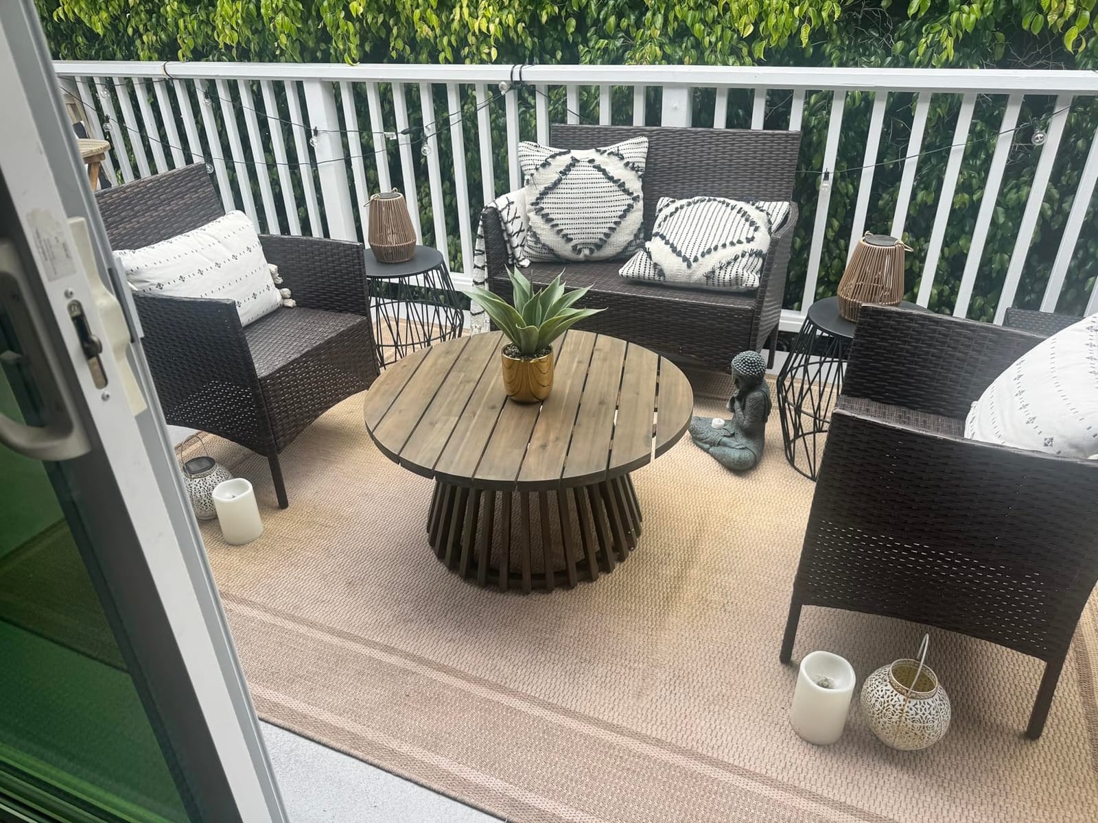 Merax Outdoor 4-Piece Acacia Wood Conversation Set - Patio 3-Seat Loveseat Sofa Daybed with Cushion, 2 Armchair and Round Coffee Table for Backyard, Lawn, Balcony, Teak + Beige customer photo 2