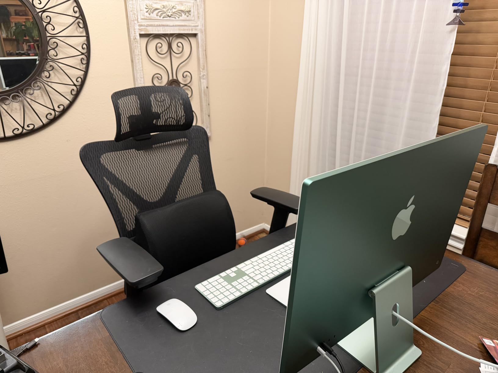 GABRYLLY Ergonomic Office Chair with Footrest, 135° Reclining Desk Chair with Adjustable Lumbar Support, 3D Armrest, Headrest & Large Steel Base customer photo 1