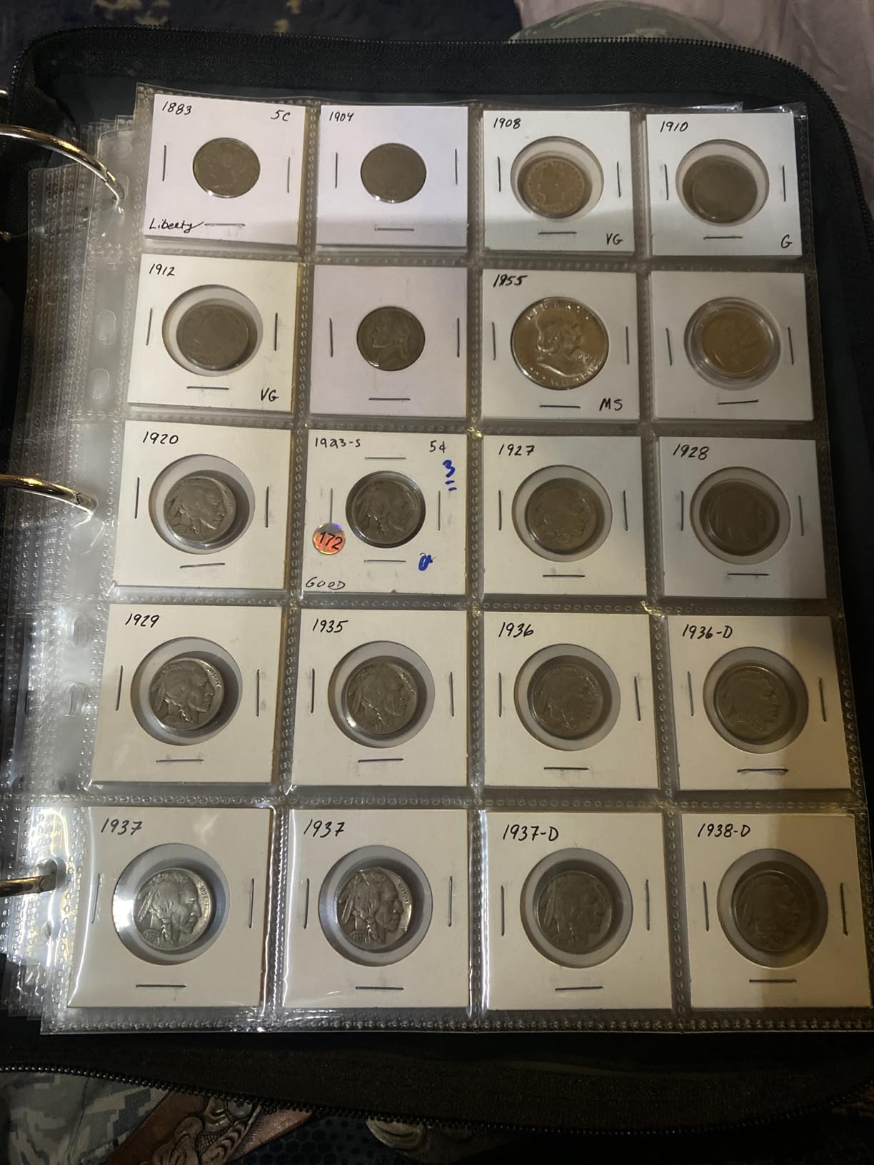 BYSTER Coin Collection Book, 30 Pack 600 Pockets Coin Sleeves, Faux Leather Coin Collection Holder Album, Coin Collection Organizer Storage Box Case customer photo 1