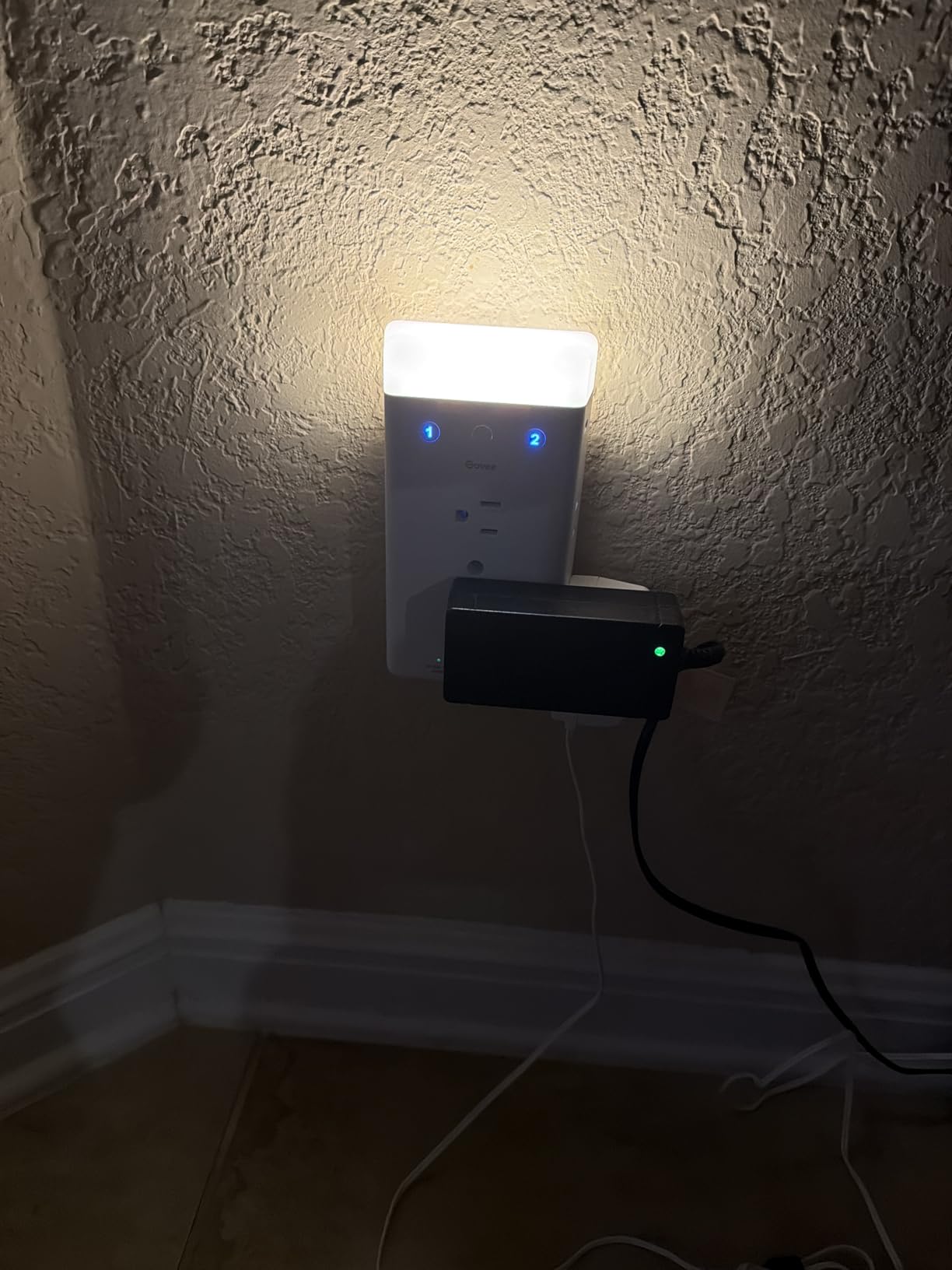 Govee Smart Plug Outlet Extender, 3-Sided Power Strips with RGB Night Light | Power Strips with 2 Smart Outlets & 2 USB Ports, APP and Voice Control, Surge Overload Protection for Home Office customer photo 2