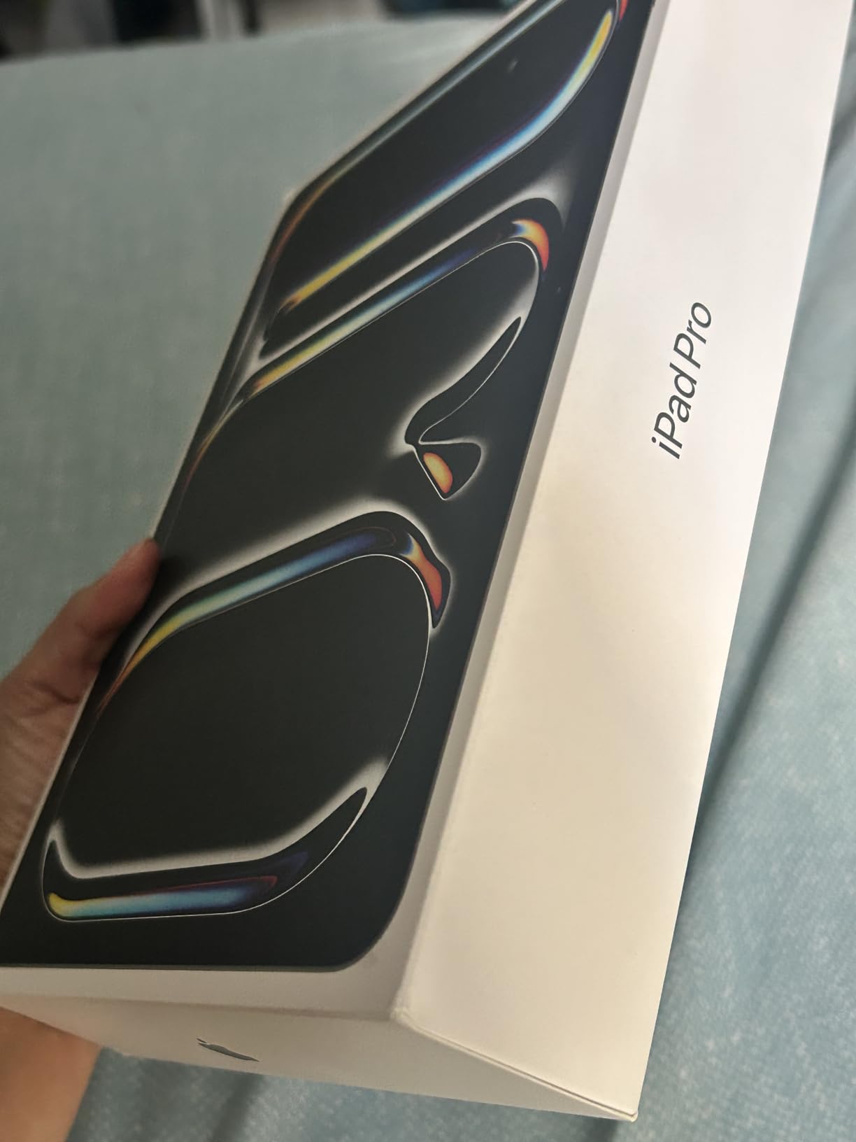 iPad Pro 11-inch (M5): Ultra Retina XDR Display, 256GB, Landscape 12MP Front Camera/12MP Back Camera, LiDAR Scanner, Wi-Fi 7 with Apple N1, Face ID, All-Day Battery Life - Space Black customer photo 2
