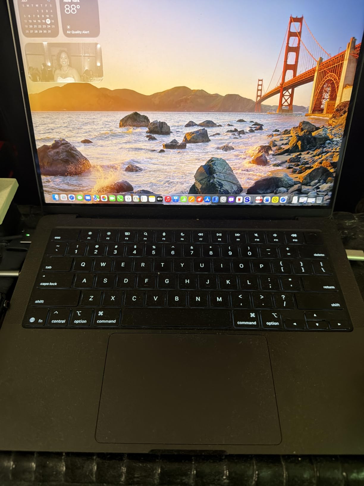 Apple 2025 MacBook Pro Laptop with Apple M5 chip with 10‑core CPU and 10‑core GPU: Built for AI, 14.2-inch Liquid Retina XDR Display, 16GB Unified Memory, 1TB SSD Storage; Space Black customer photo 2