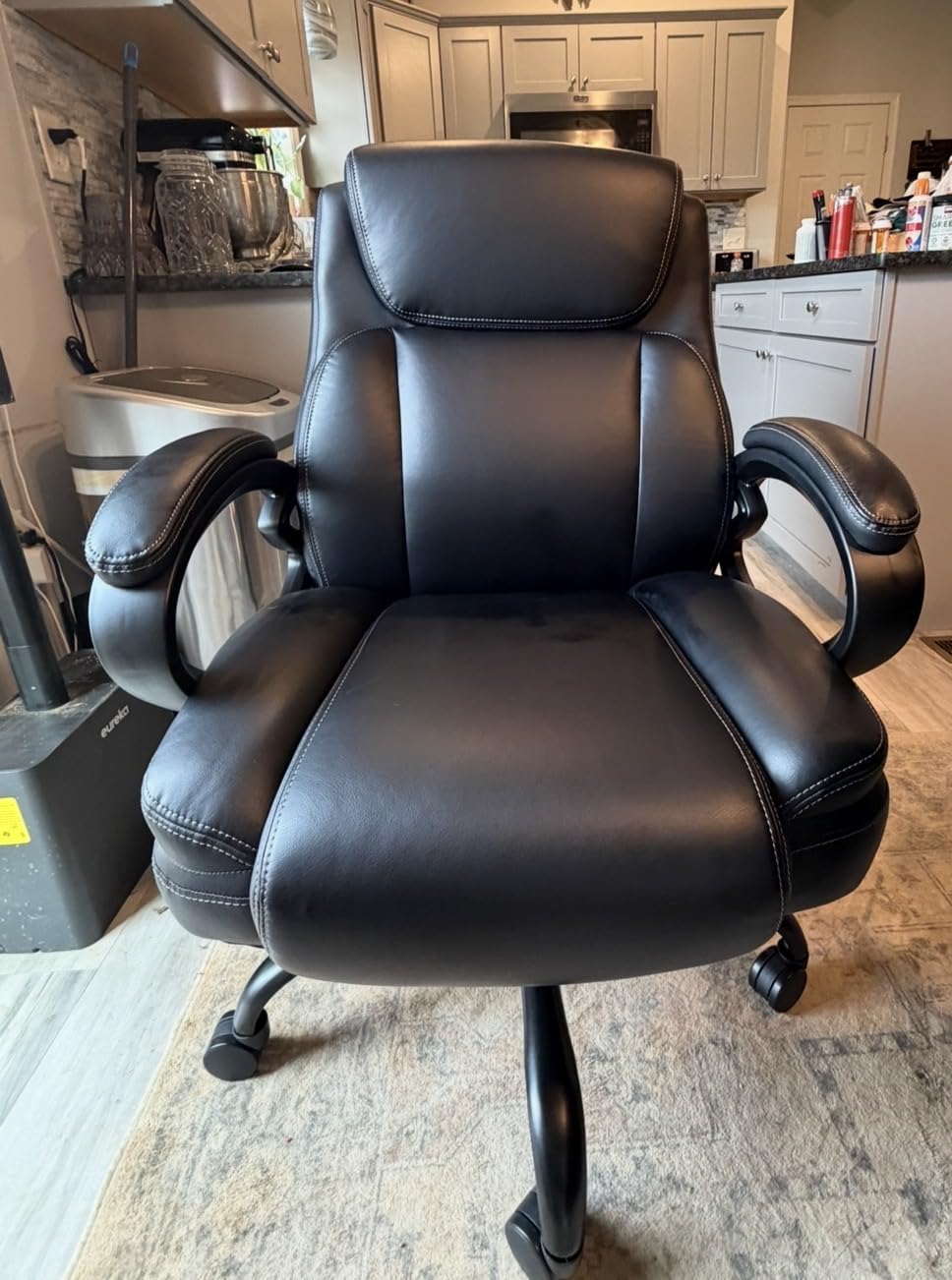BestOffice Big and Tall Heavy Duty Office Chair 400lbs Wide Seat Ergonomic Computer Desk Chair with Arms and Lumbar Support High Back PU Leather Executive Task Computer Chair for Back Pain, Black customer photo 1