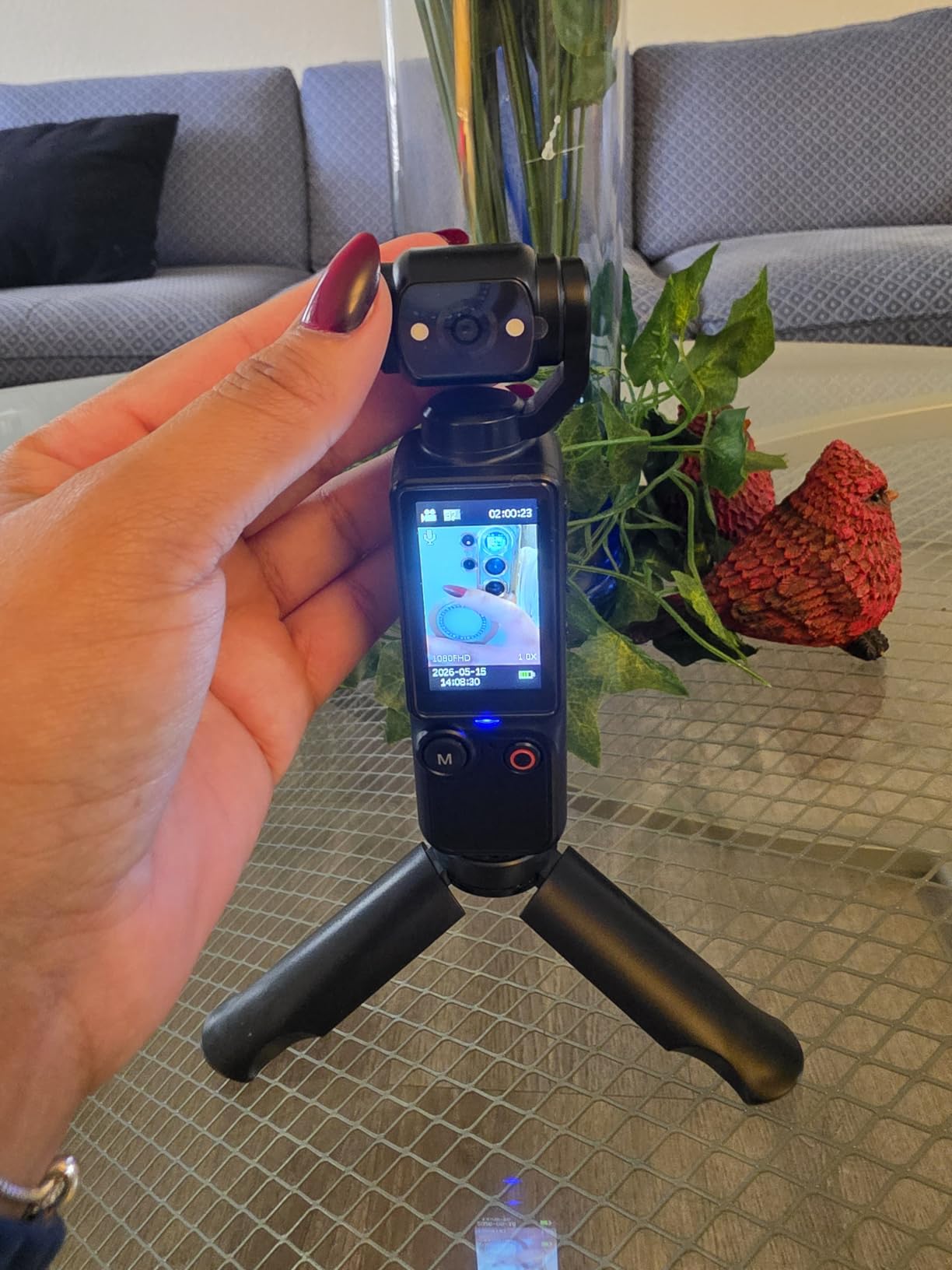 Vlogging Camera, Mini Camcorder, Portable Handheld Video Camera with 180° Rotating Lens, 7-Hour Battery, 32GB Card, One-Button Recording for Travel and Daily Moments customer photo 1