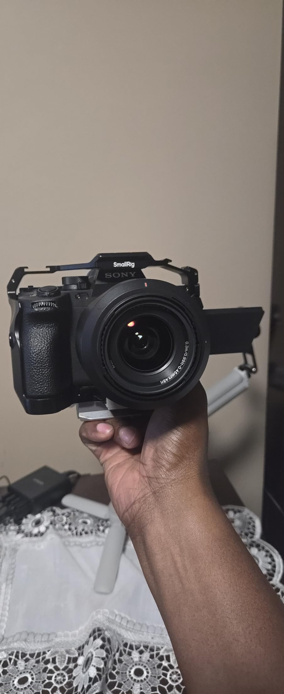 Sony Alpha a7 IV Mirrorless Camera with 28-70mm Lens Black | 28-70mm Zoom Kit customer photo 2