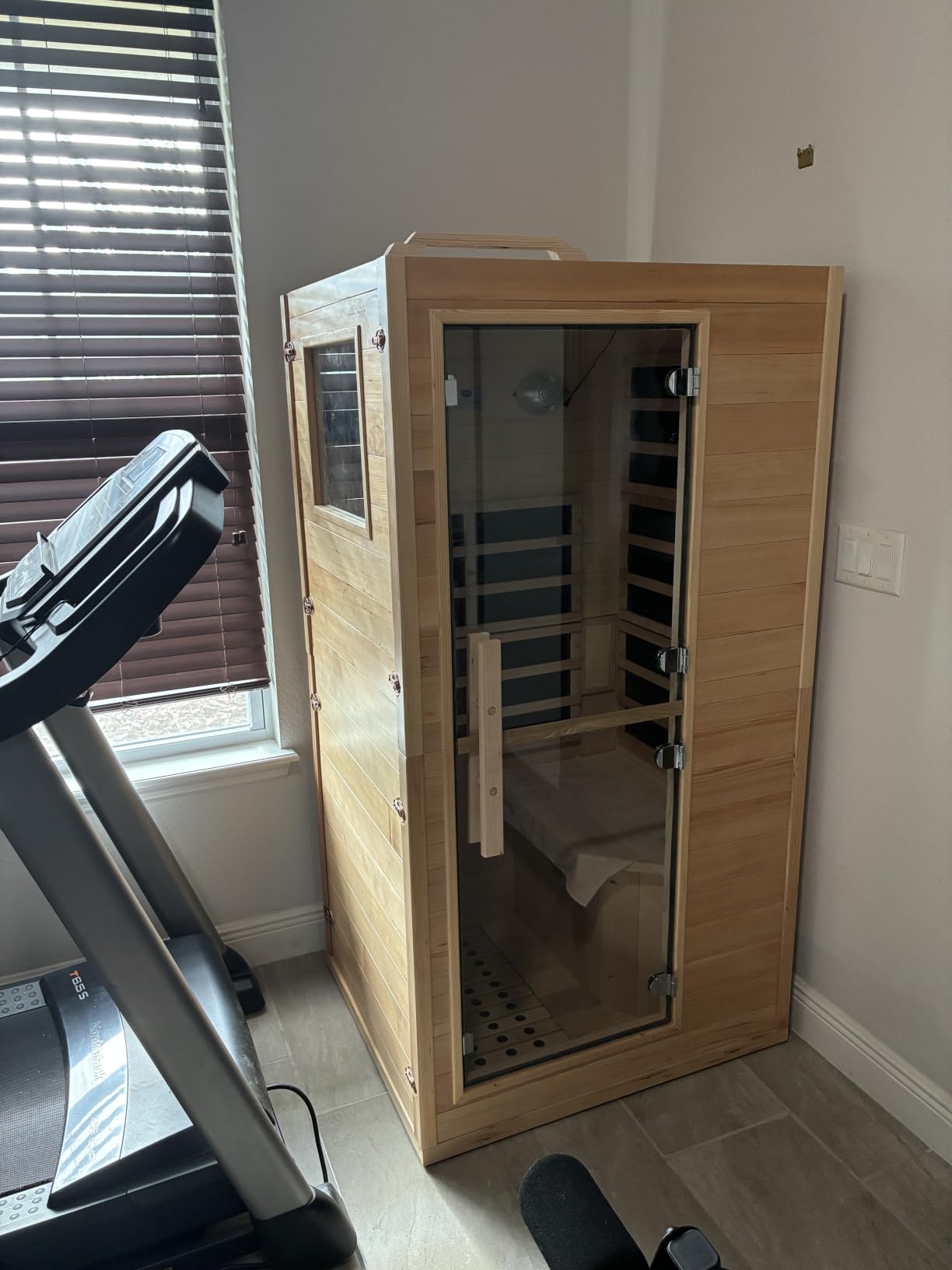 1 Person Infrared Sauna for Home, 110V 1200W Canadian Hemlock Wood Indoor Sauna Room, Compact Home Spa Furniture with Color Light, Bluetooth, LCD Control customer photo 2