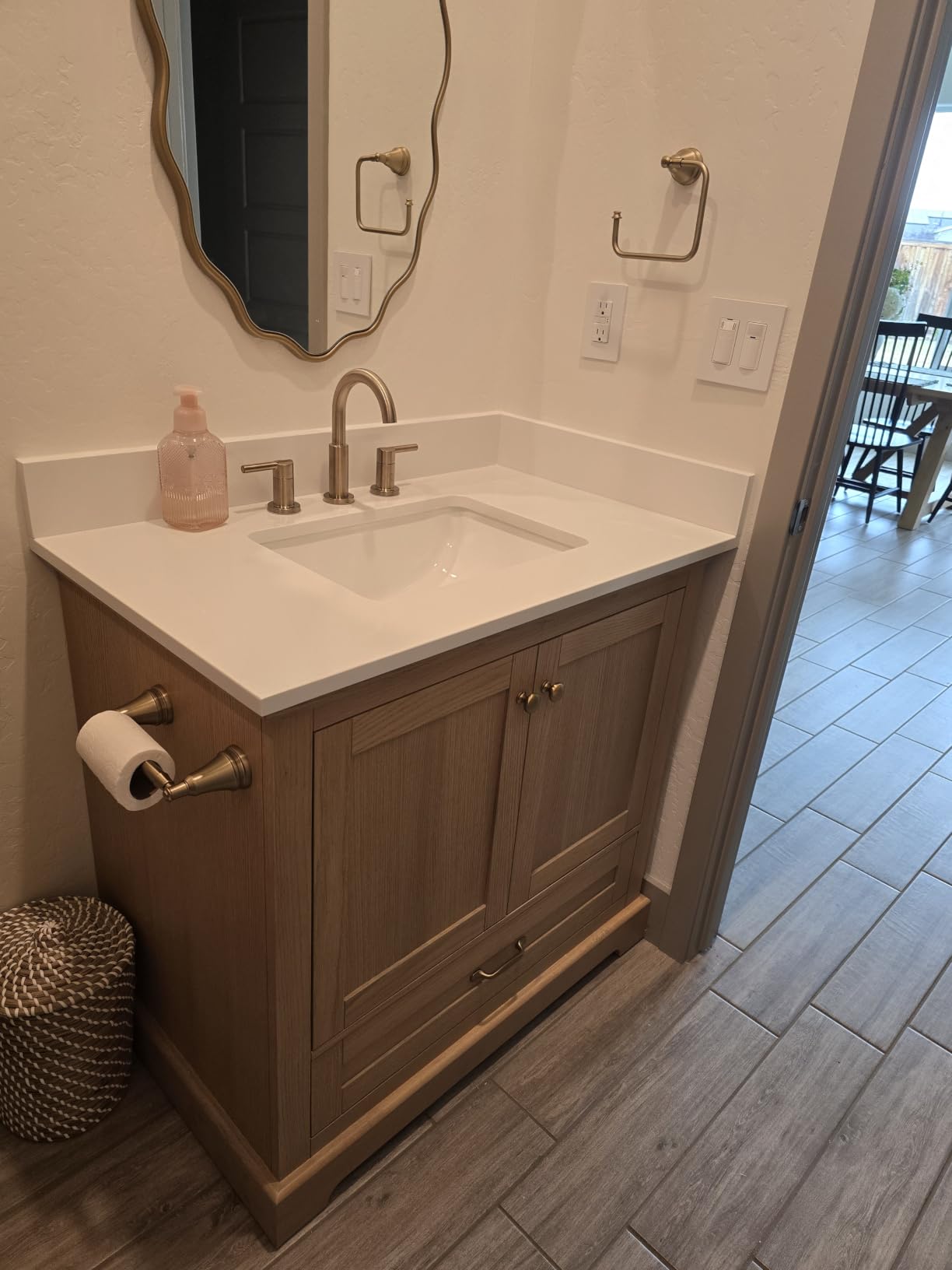 WELLFOR 80-Inch Bathroom Vanity with Double Sinks, Bathroom Freestanding Vanity W/4 Soft-Close Doors and 6 Drawers, Oak Vanity W/Brushed Gold Handles customer photo 1