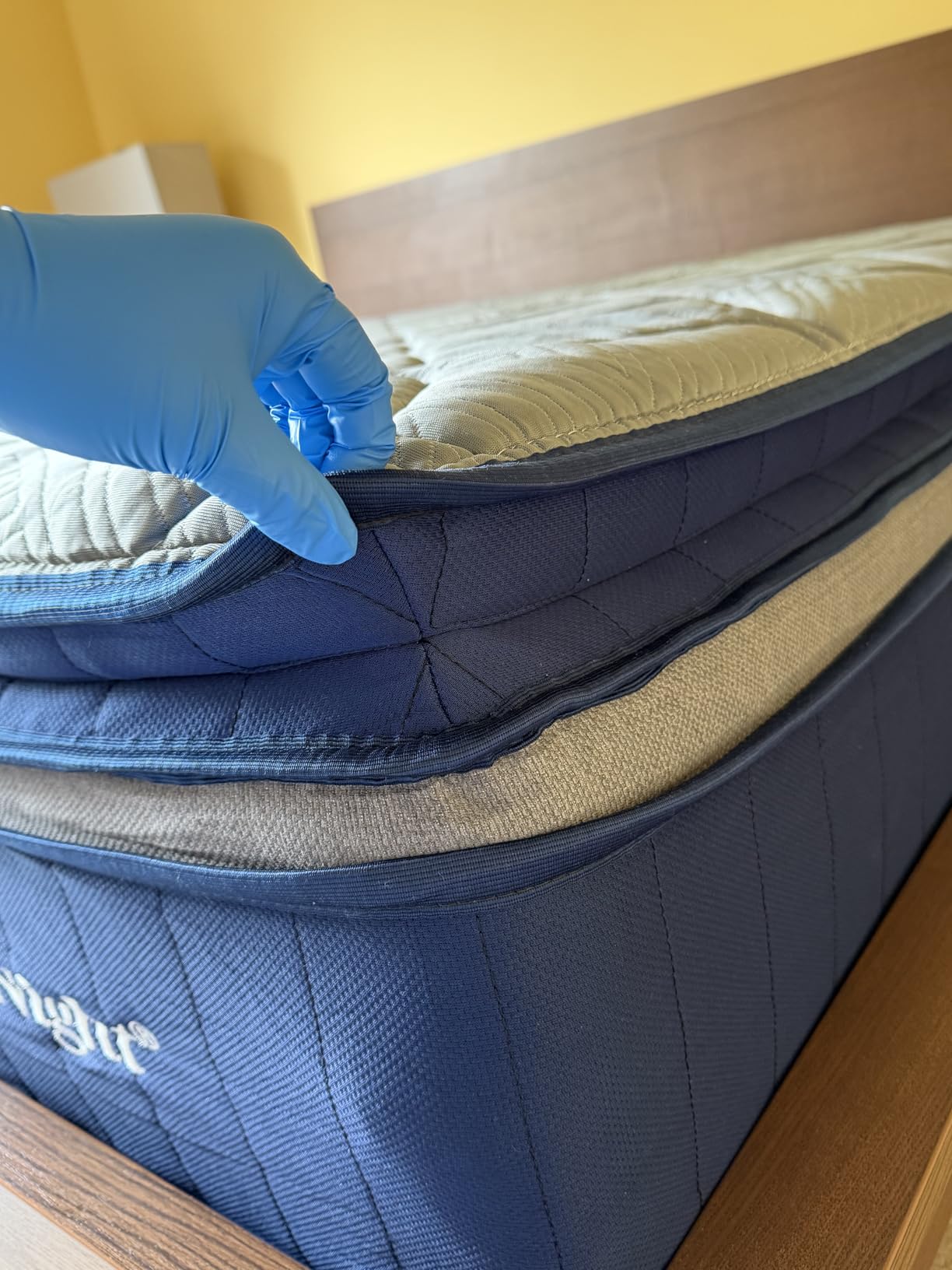 Sweetnight CoolNest 14 Inch King Size Mattress, Hybrid King Mattresses with DuoSense Pillow Top & Memory Foam for Feels up to 8° Cooler, Medium Firm Mattress for Pressure Relief CertiPUR-US Certified customer photo 2