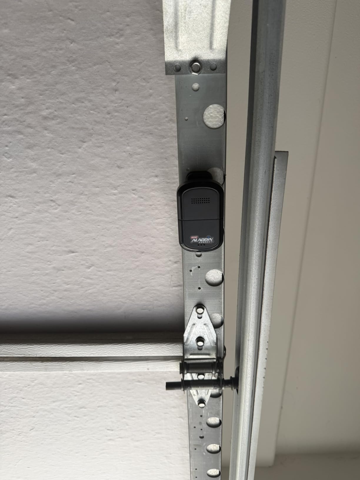 Genie Aladdin Connect Smart Garage Door Controller, Single Door Kit ALKT2-R | Wi-Fi Enabled, App Control, Works with Most Major Brands, Monitor & Control Garage from Anywhere with iOS & Android Devices customer photo 1