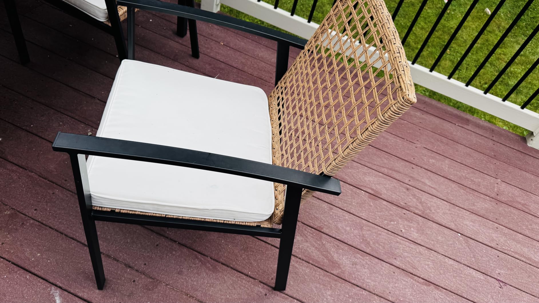 Aoxun 7-Piece Patio Table and Chairs Set for 6 with Umbrella Hole, Outdoor Dining Set with 6 Wicker Chairs and 1 Rectangular Metal Table, Patio Dining Sets with Soft Cushion for Backyard, Garden customer photo 2