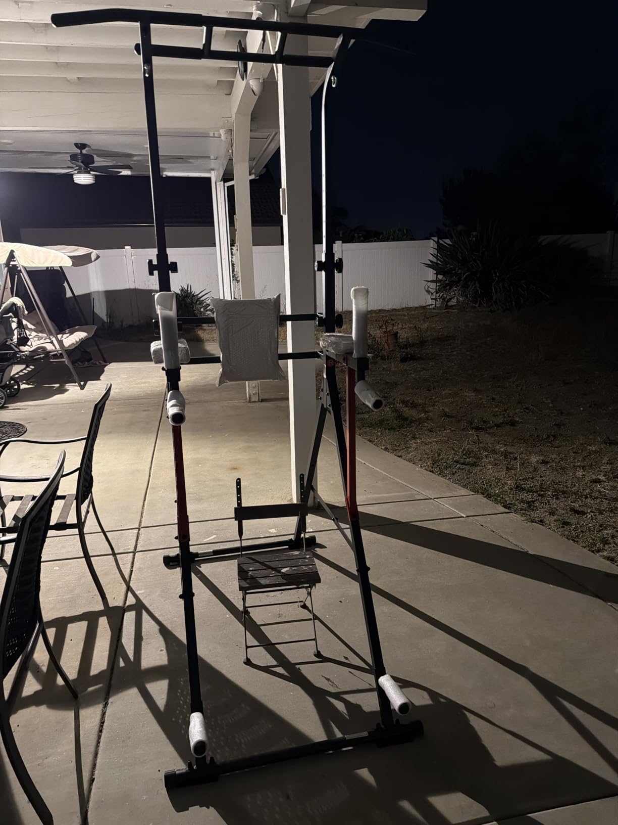 Power Tower Pull Up Bar Free Standing, Multi-Level Adjustable Height Dip Station, Multi-Grip Handles, Backrest, Home Gym Strength Training Equipment with Power Elastic Ropes 400LBS Capacity customer photo 2