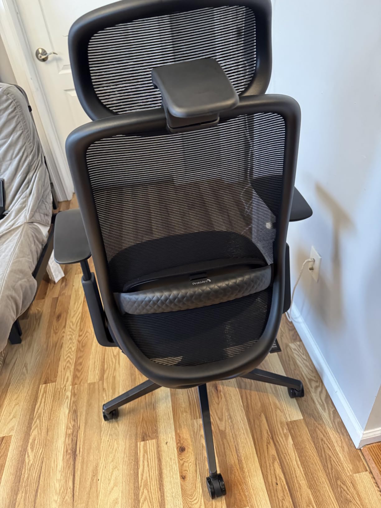 ProtoArc EC200 Ergonomic Office Chair with Adjustable Seat Depth | Lumbar Support, High-Back, Mesh Desk Chair customer photo 2