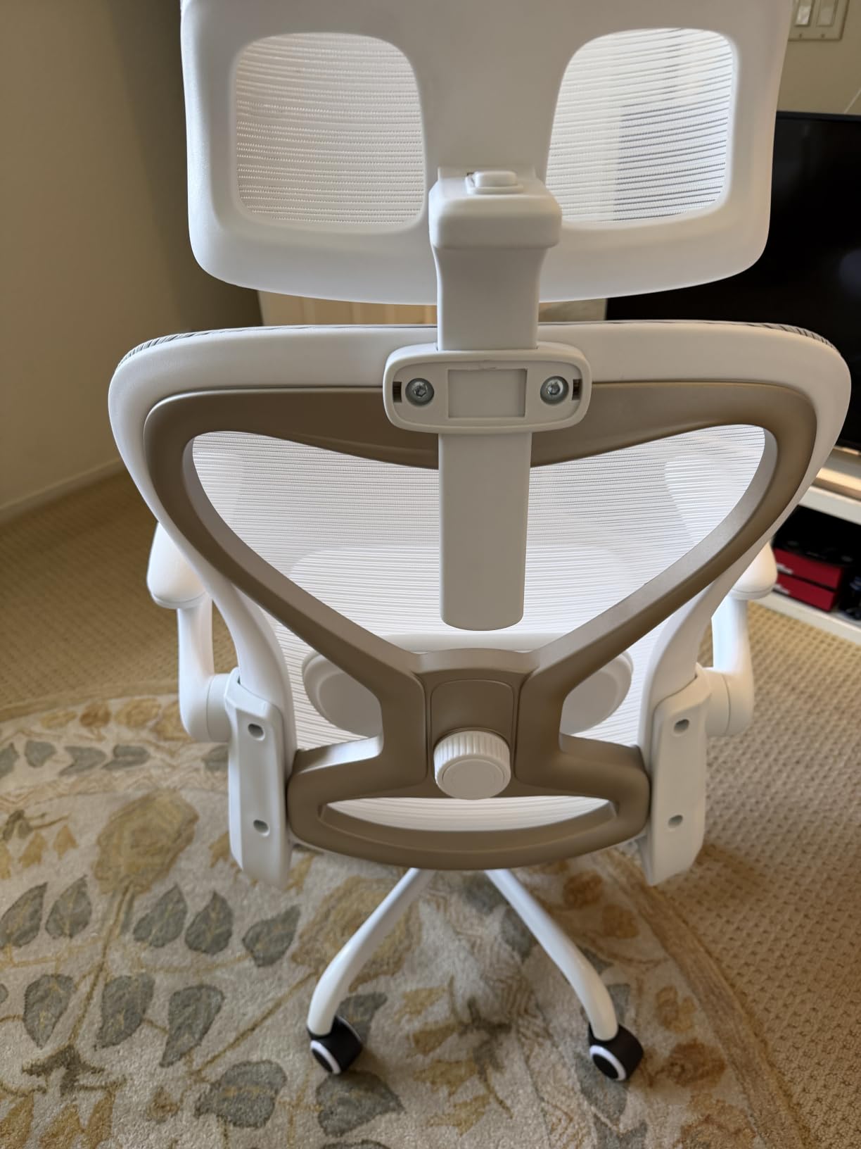 CASASIO Ergonomic Office Chair for Long Hours - Back & Neck Pain Relief, Virgin Foam Seat, 3D Adjustable Headrest, 2D Lumbar, Flip-Up Arms, Gray/Silver customer photo 2